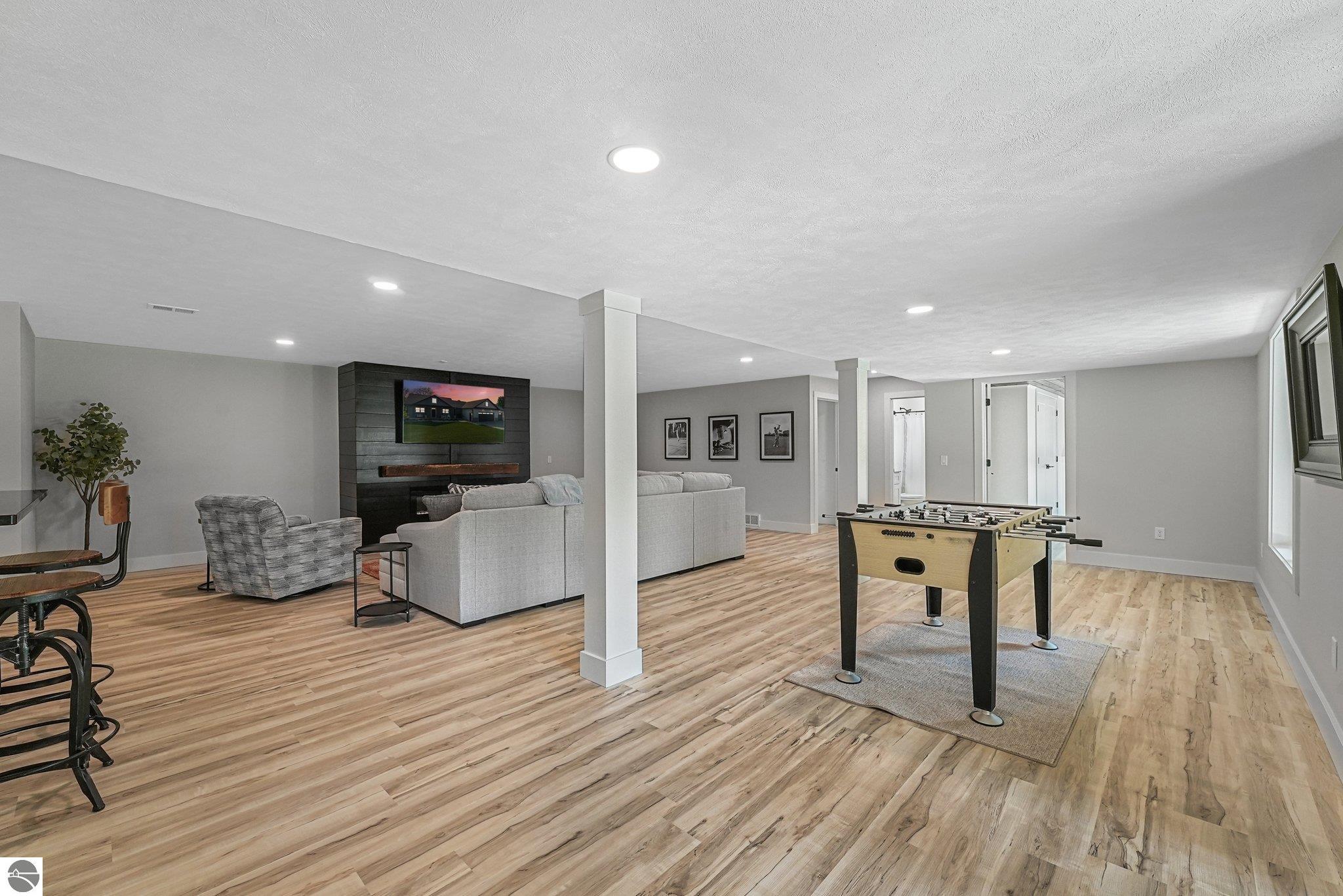 3685 Falconhurst Drive