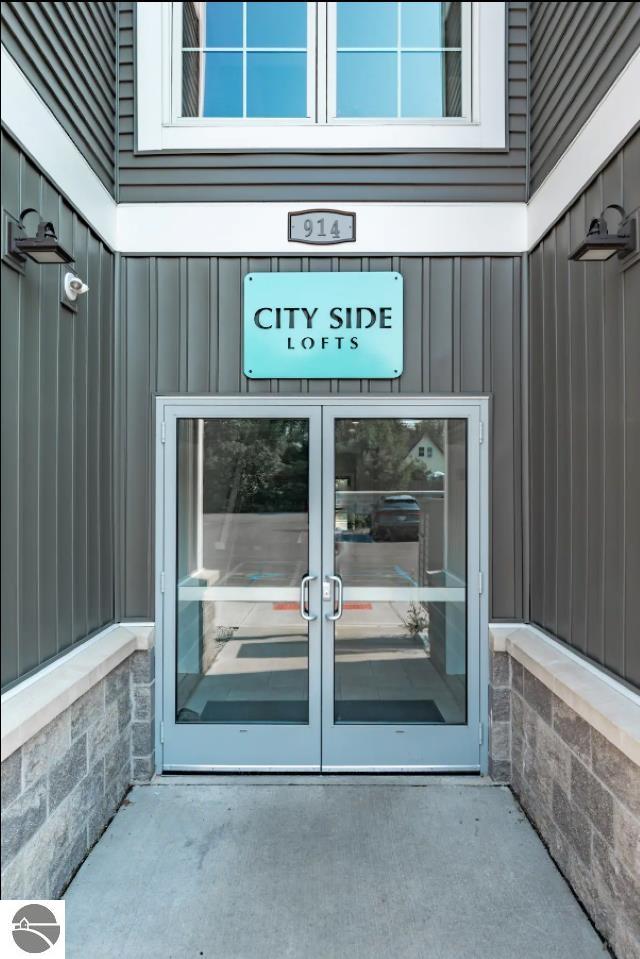 914-16 E Front Street # 16