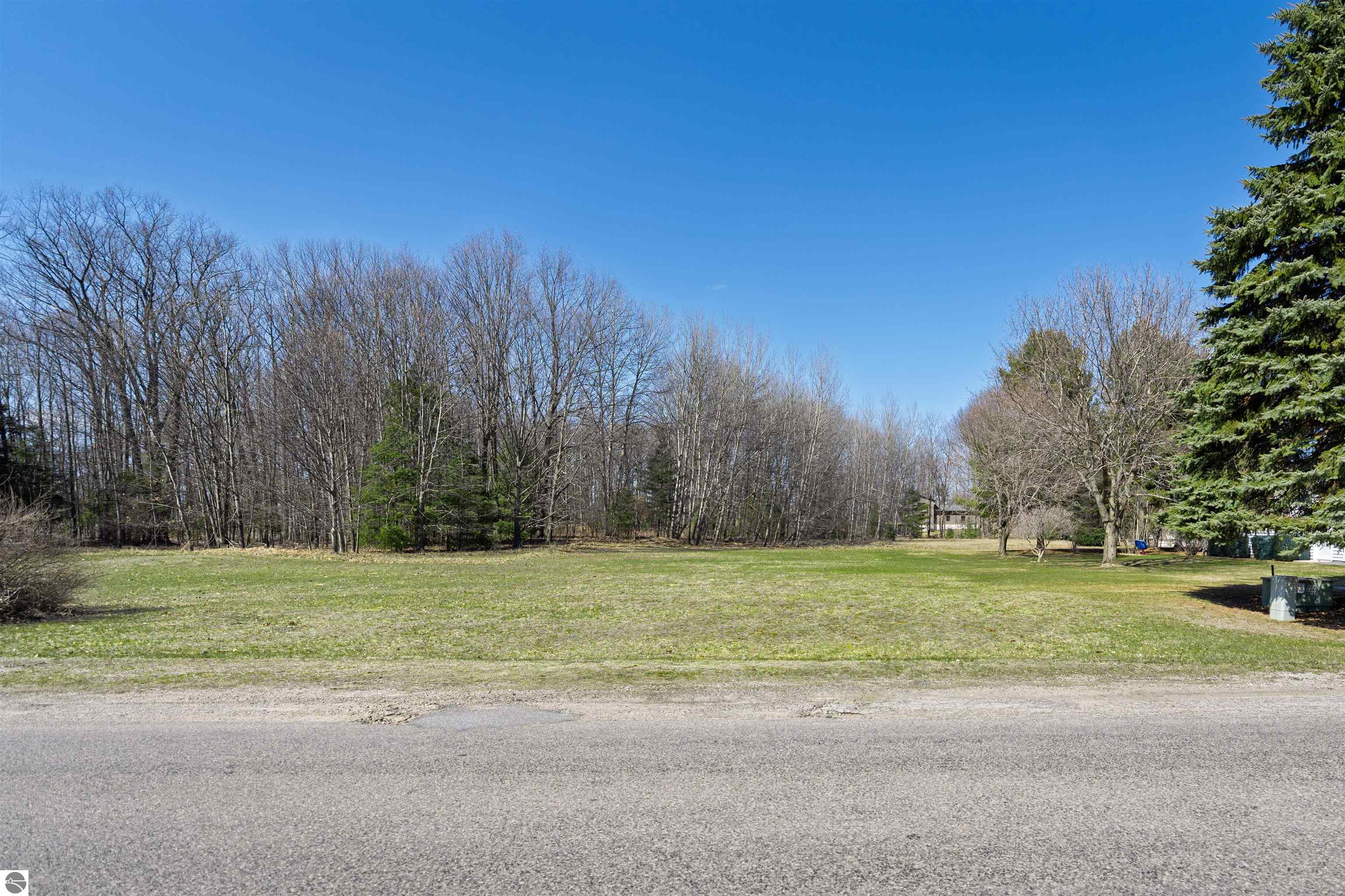 7905 Peaceful Valley Road