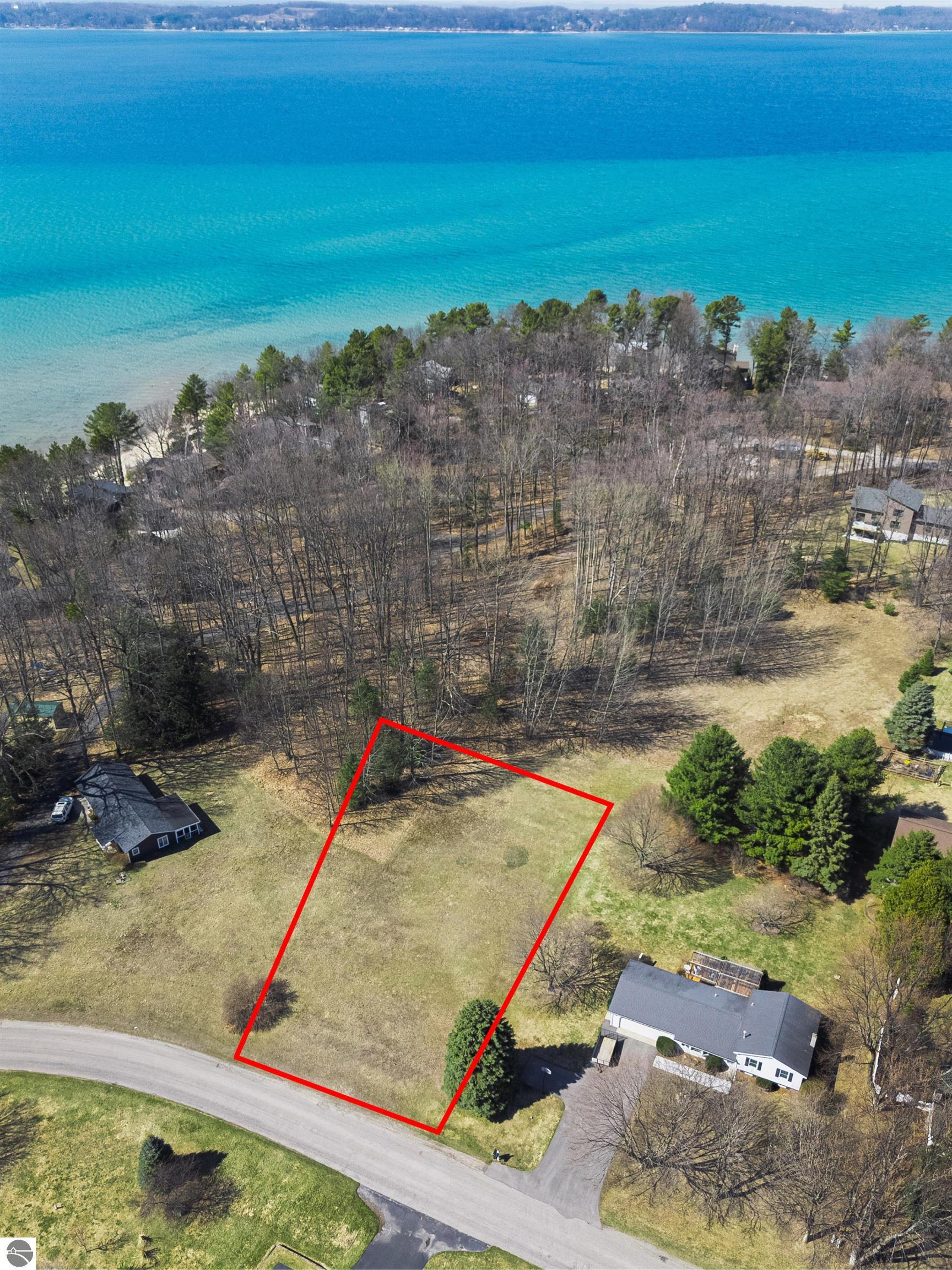 7905 Peaceful Valley Road
