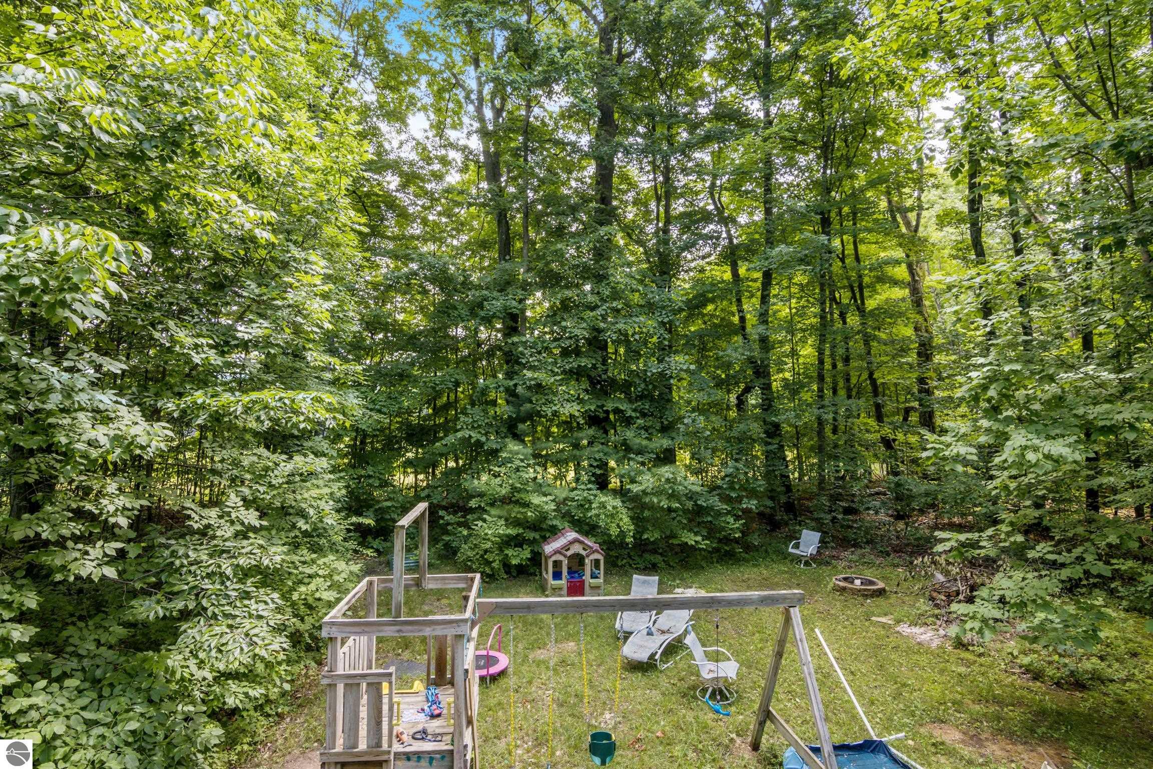 4237 S Hemlock Road