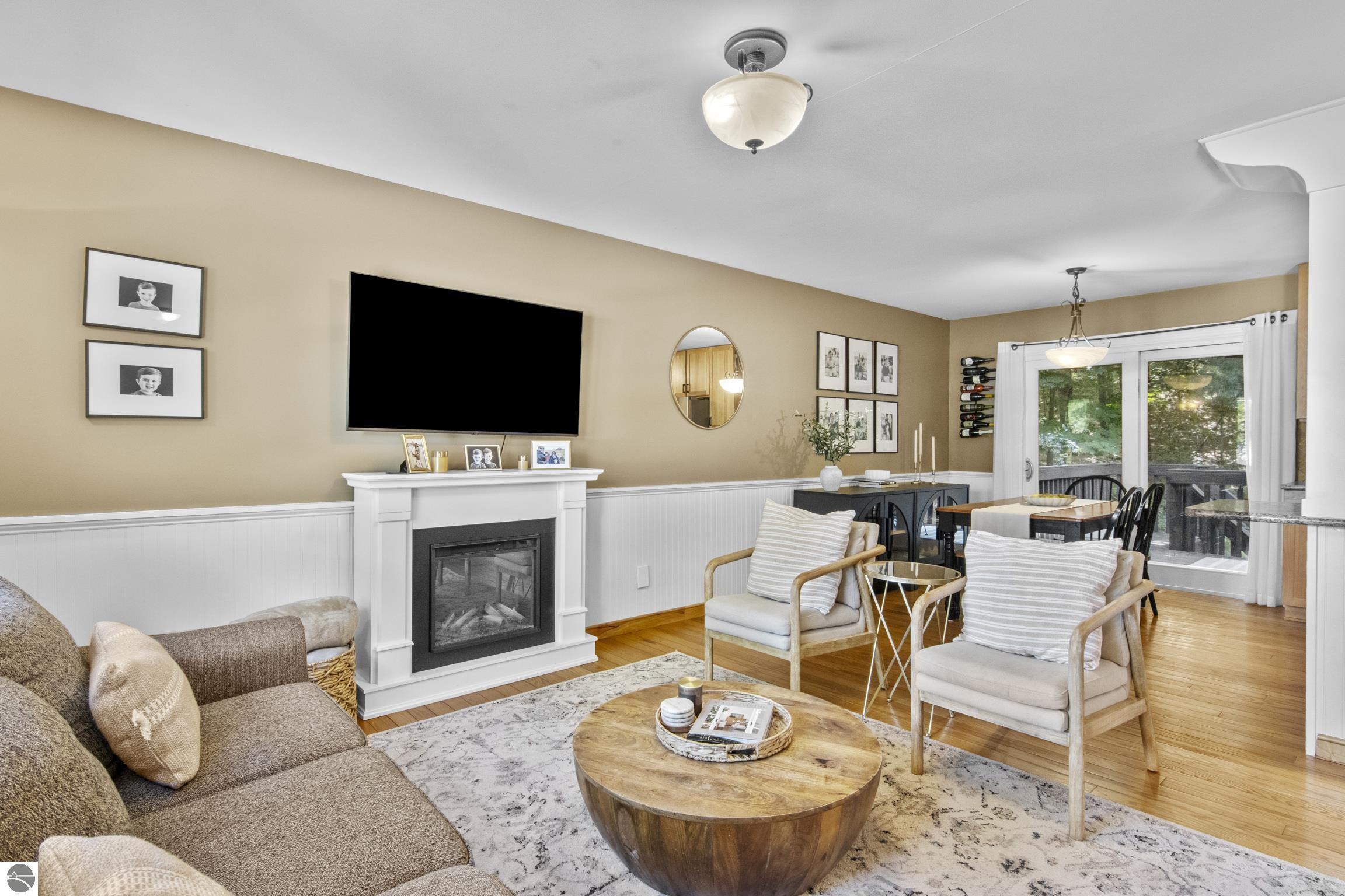 2438 N West Silver Lake Road