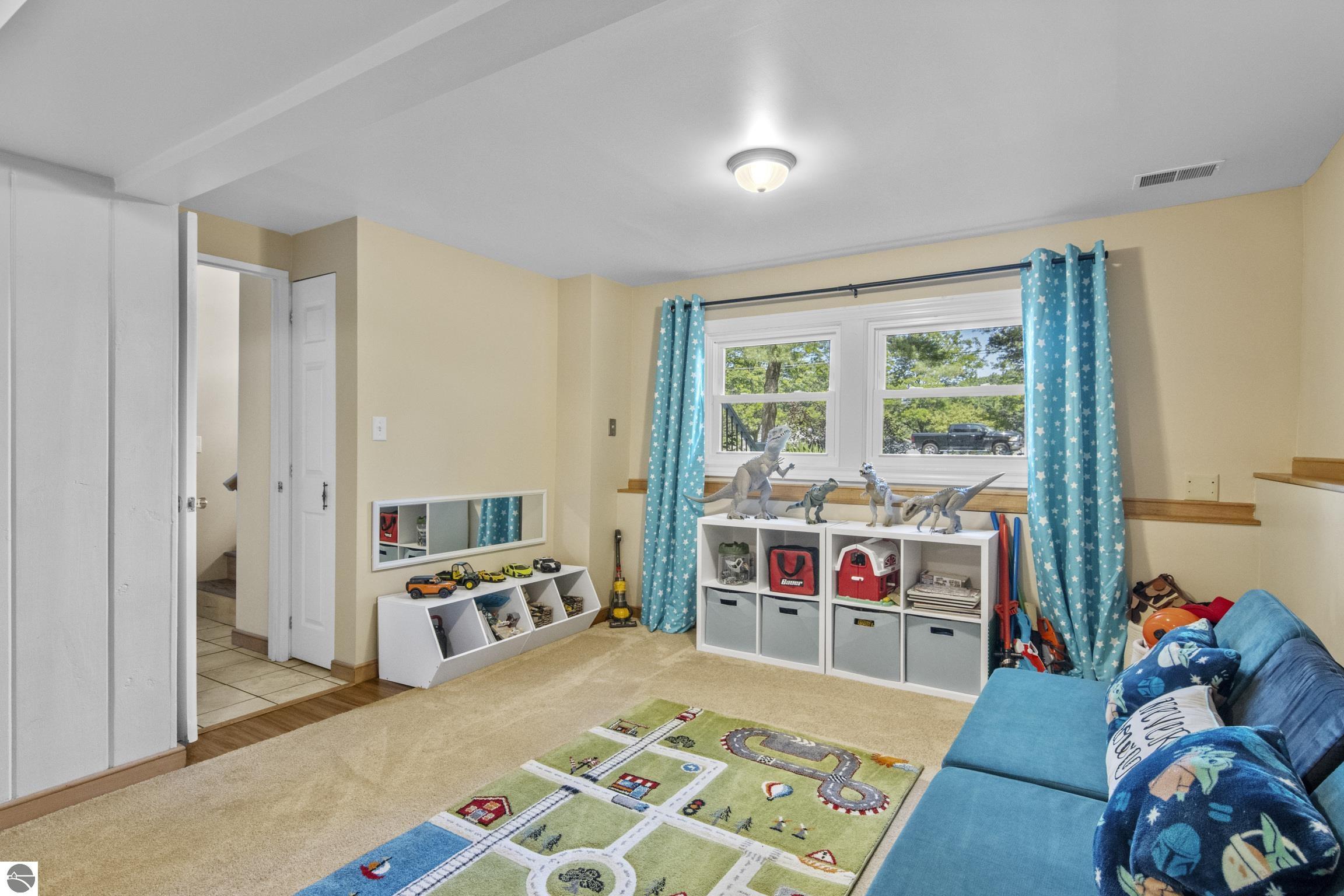 2438 N West Silver Lake Road