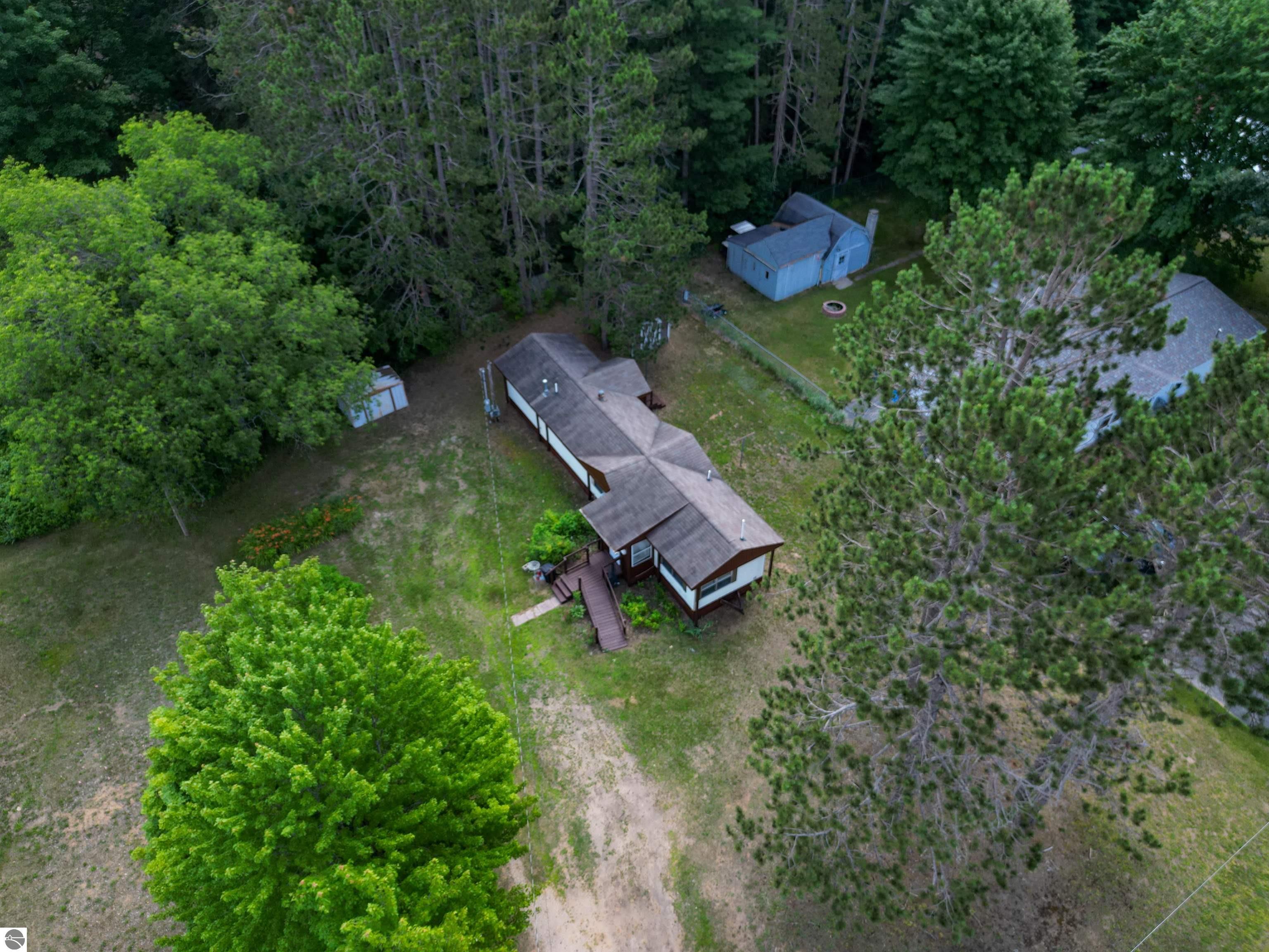 3125 Meadow Woods Drive