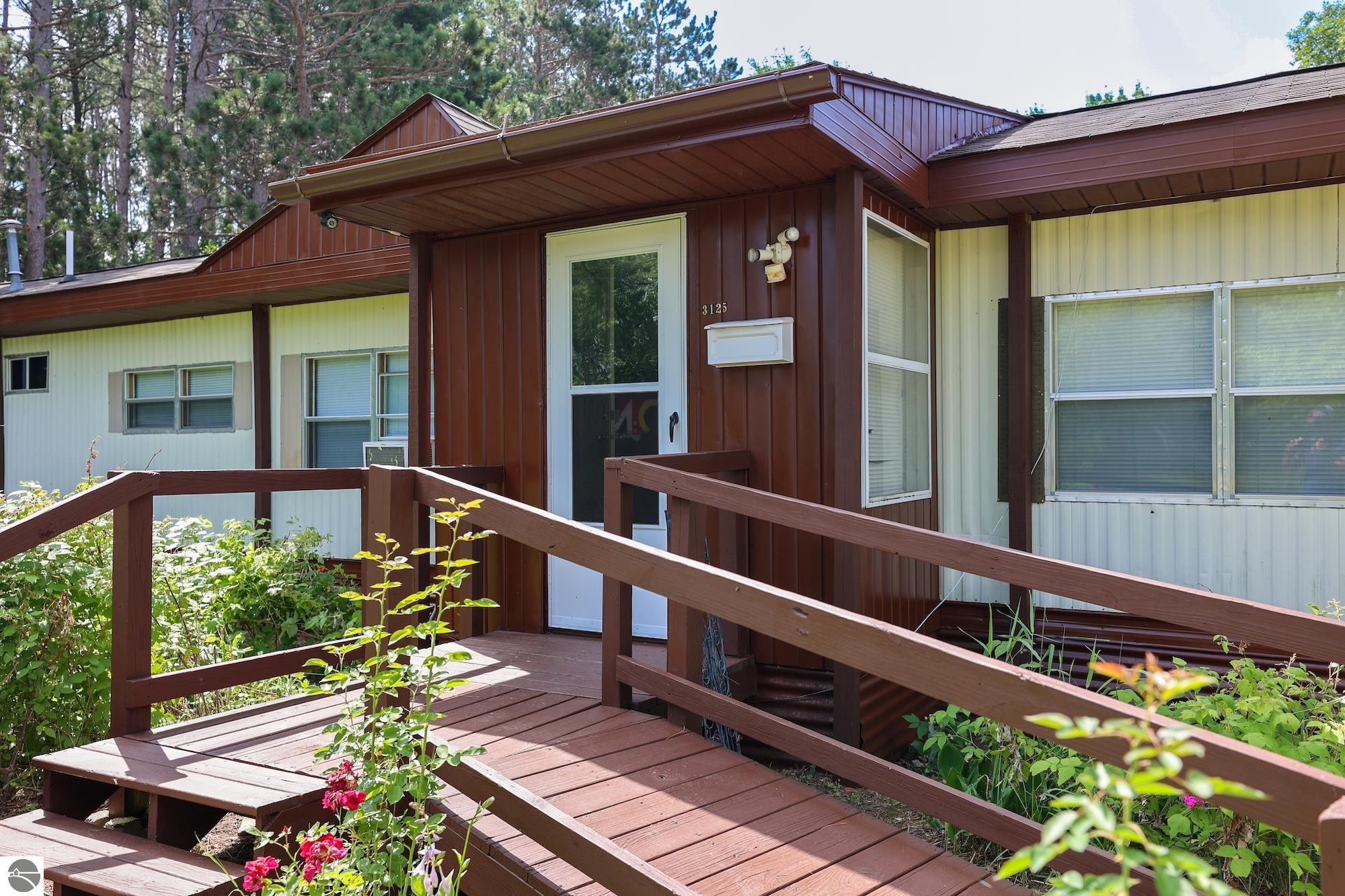 3125 Meadow Woods Drive