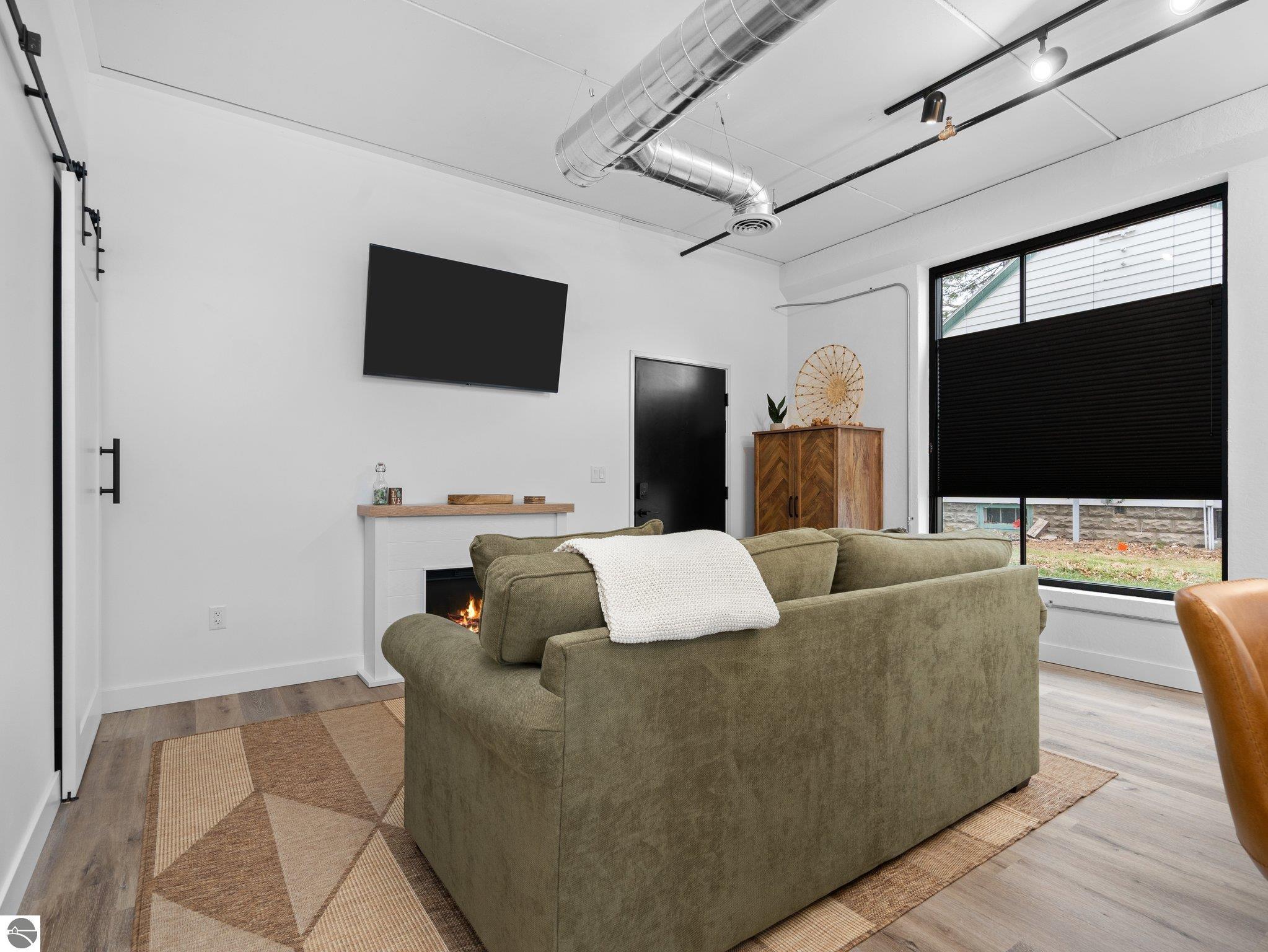 1825 E Eighth # 111