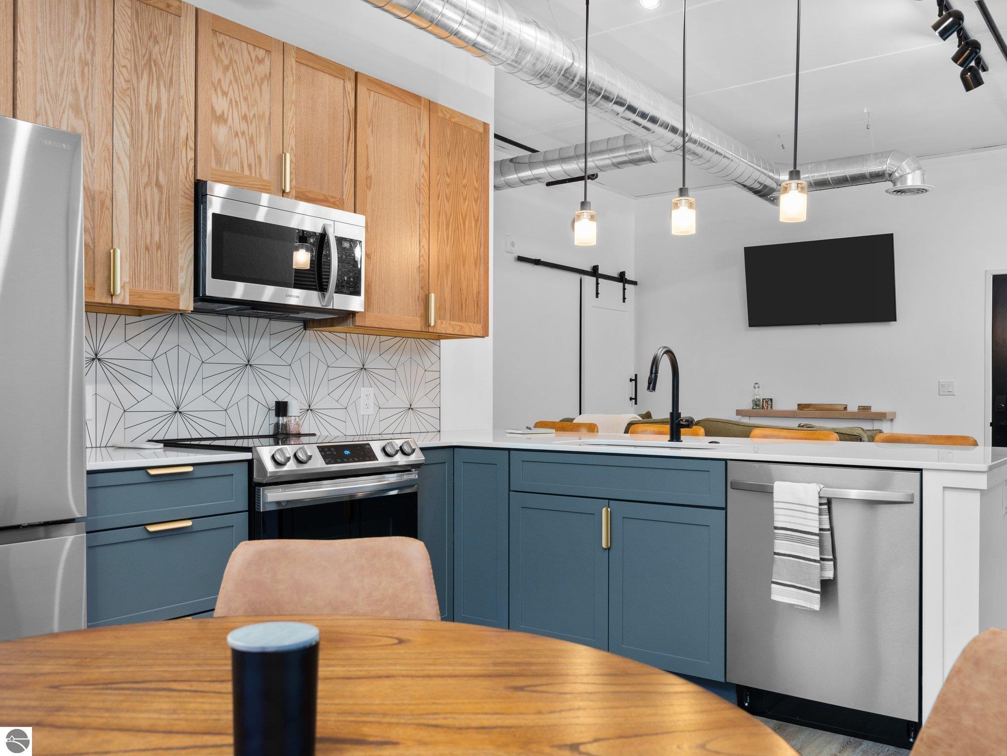 1825 E Eighth # 111