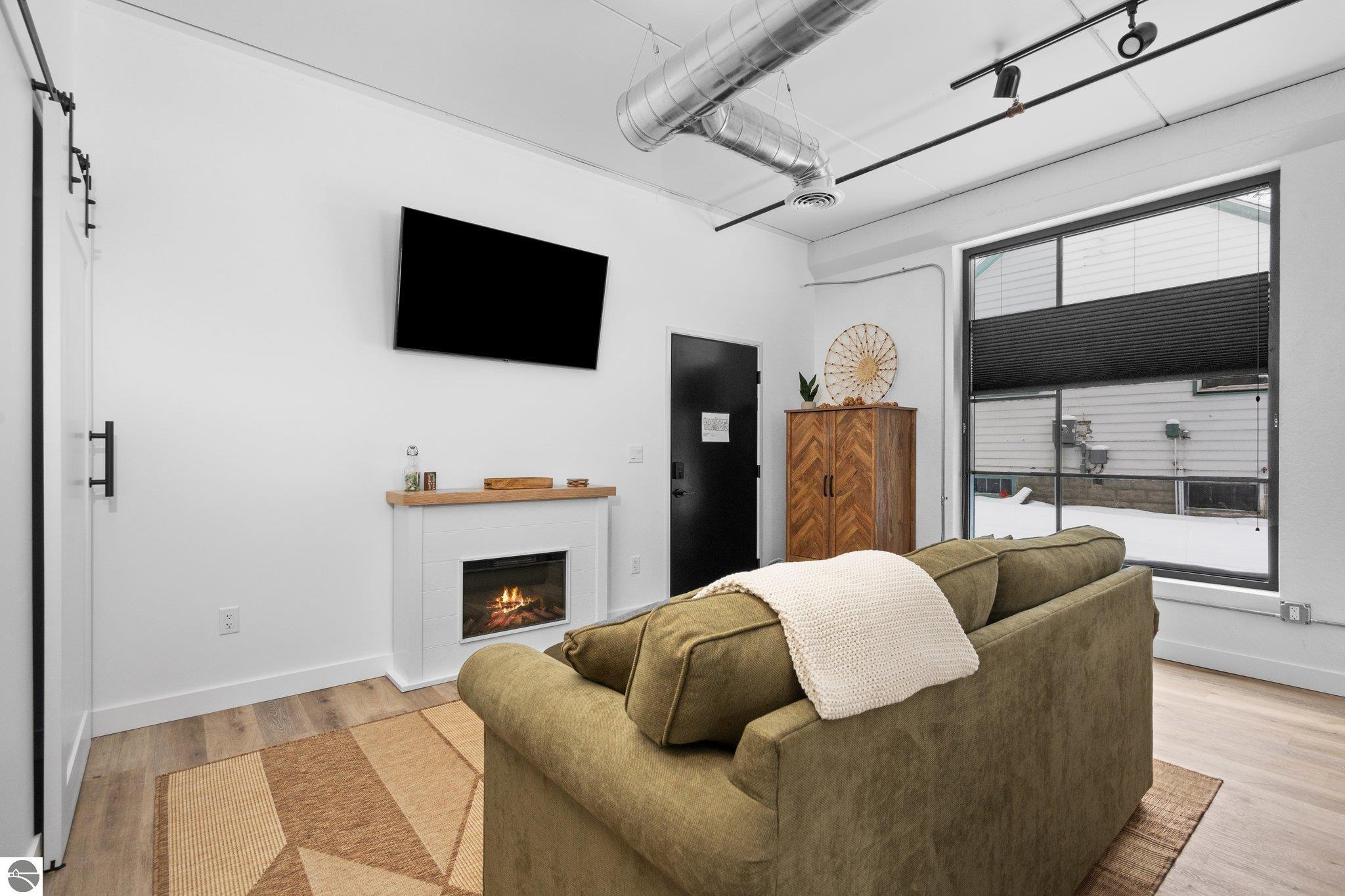 1825 E Eighth # 111