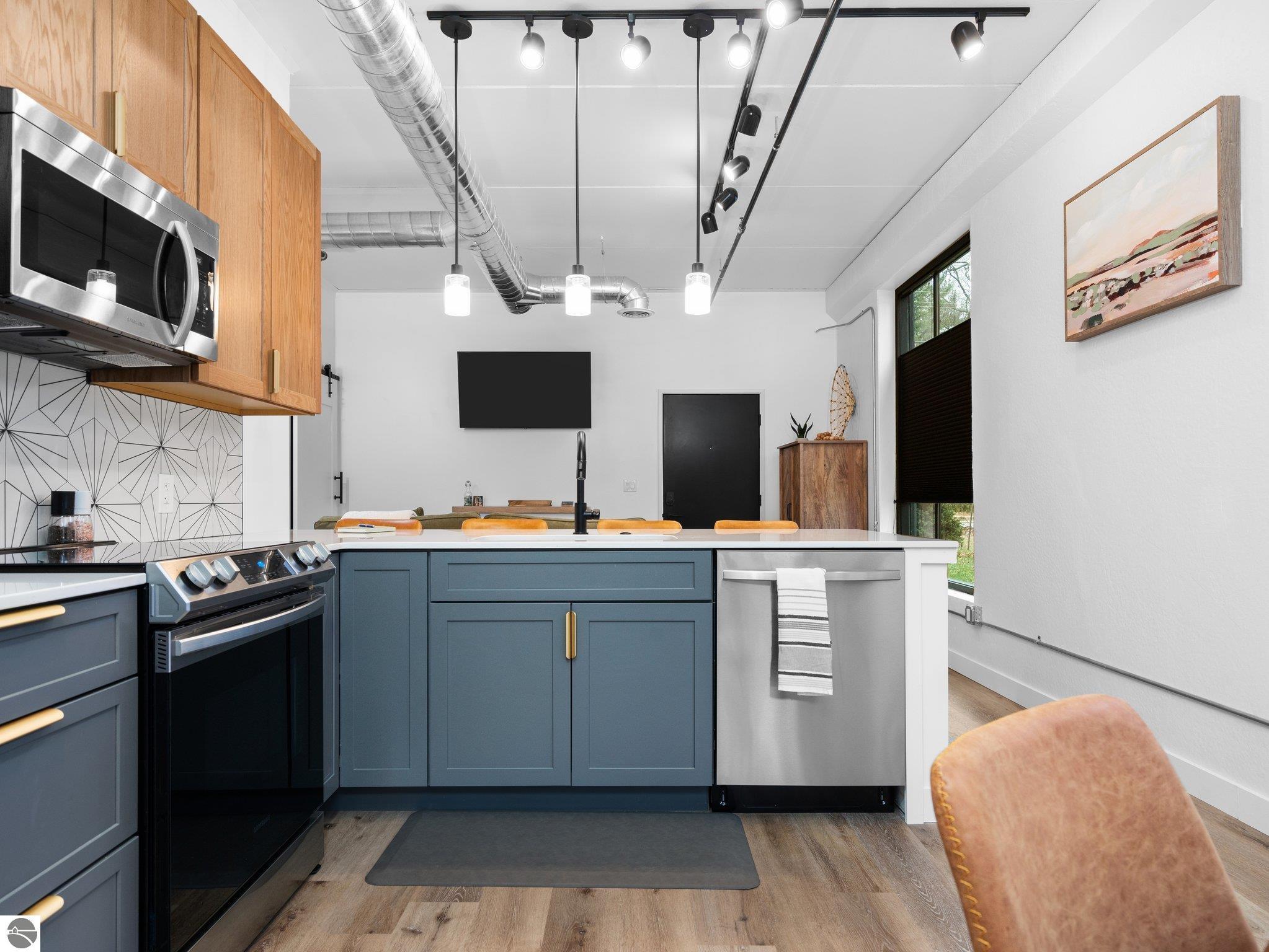 1825 E Eighth # 111