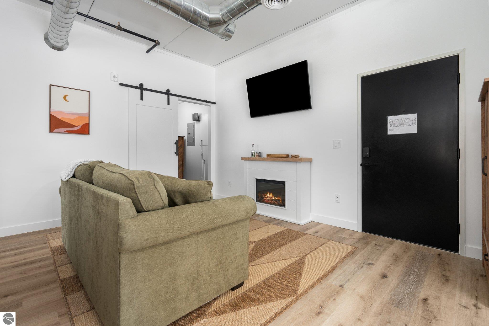 1825 E Eighth # 111