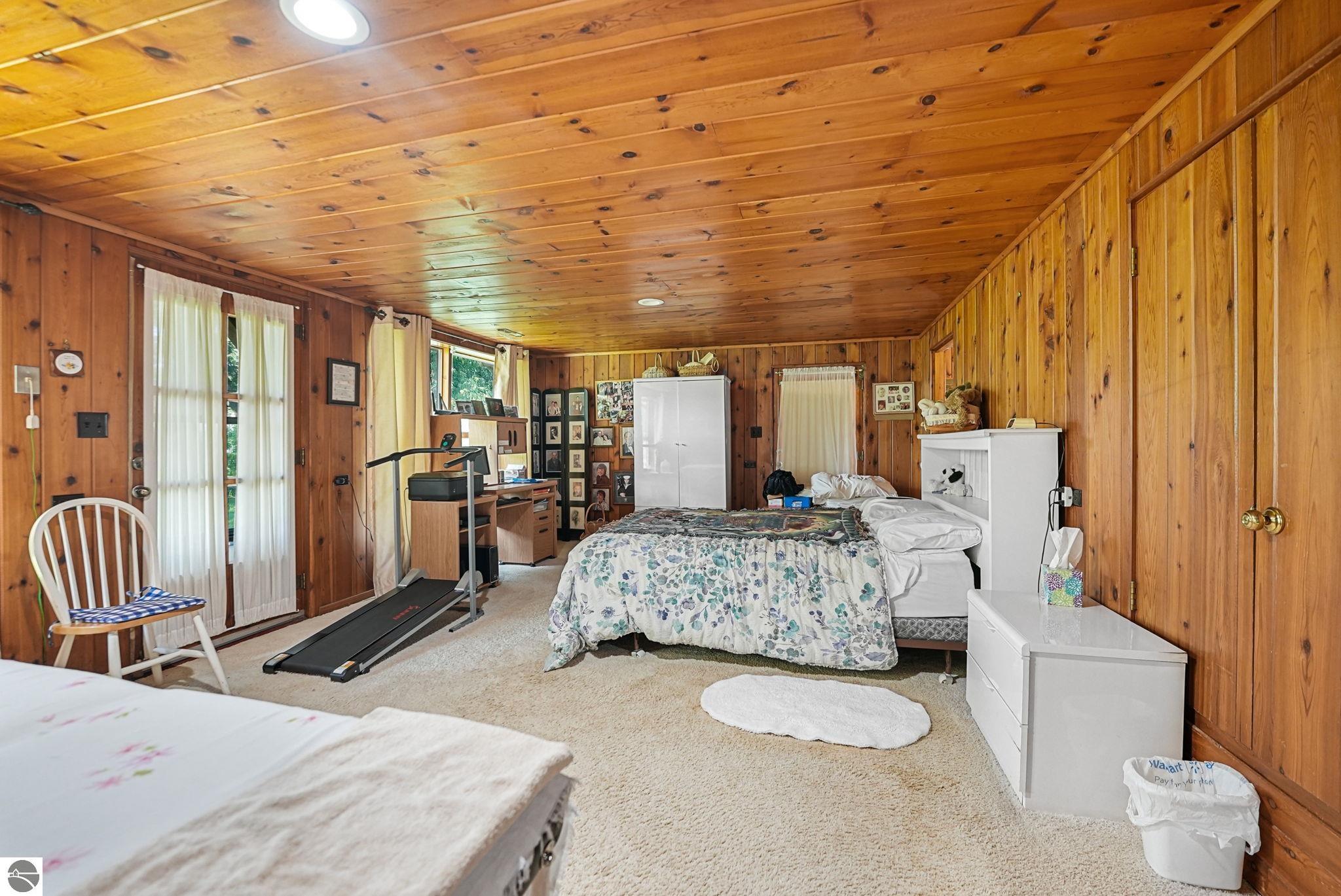 5481 Brackett Road