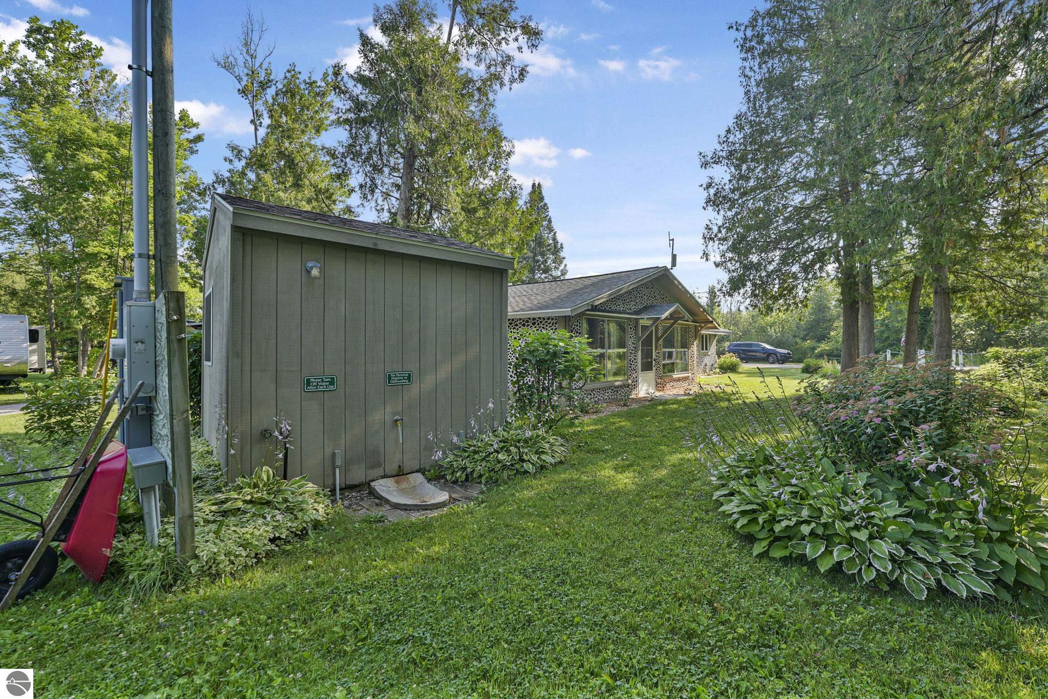 5481 Brackett Road