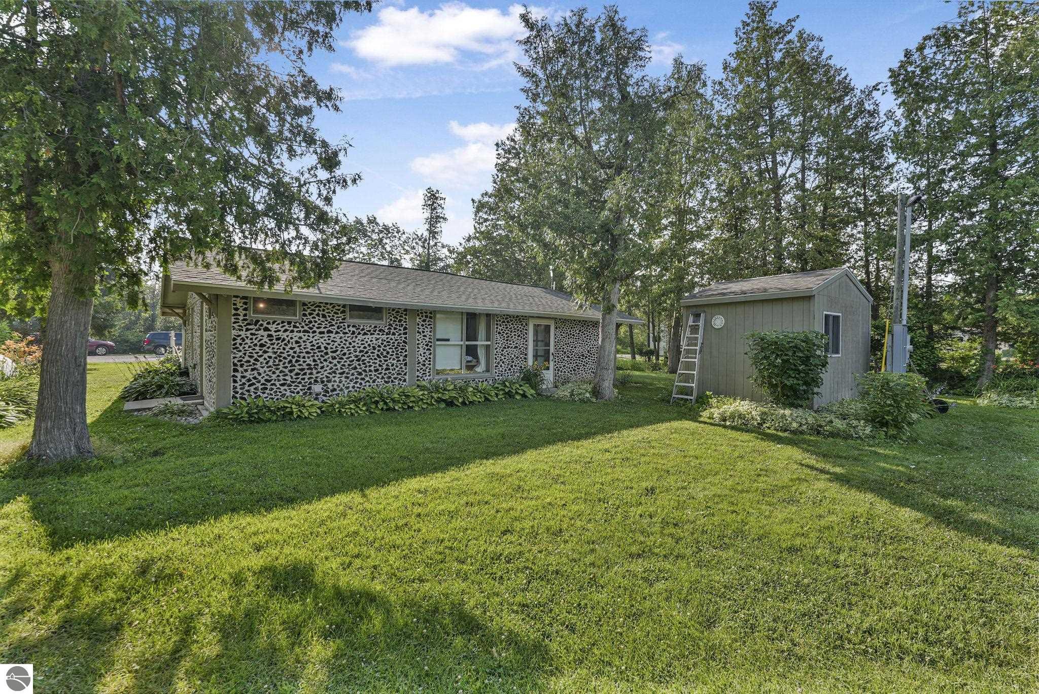 5481 Brackett Road