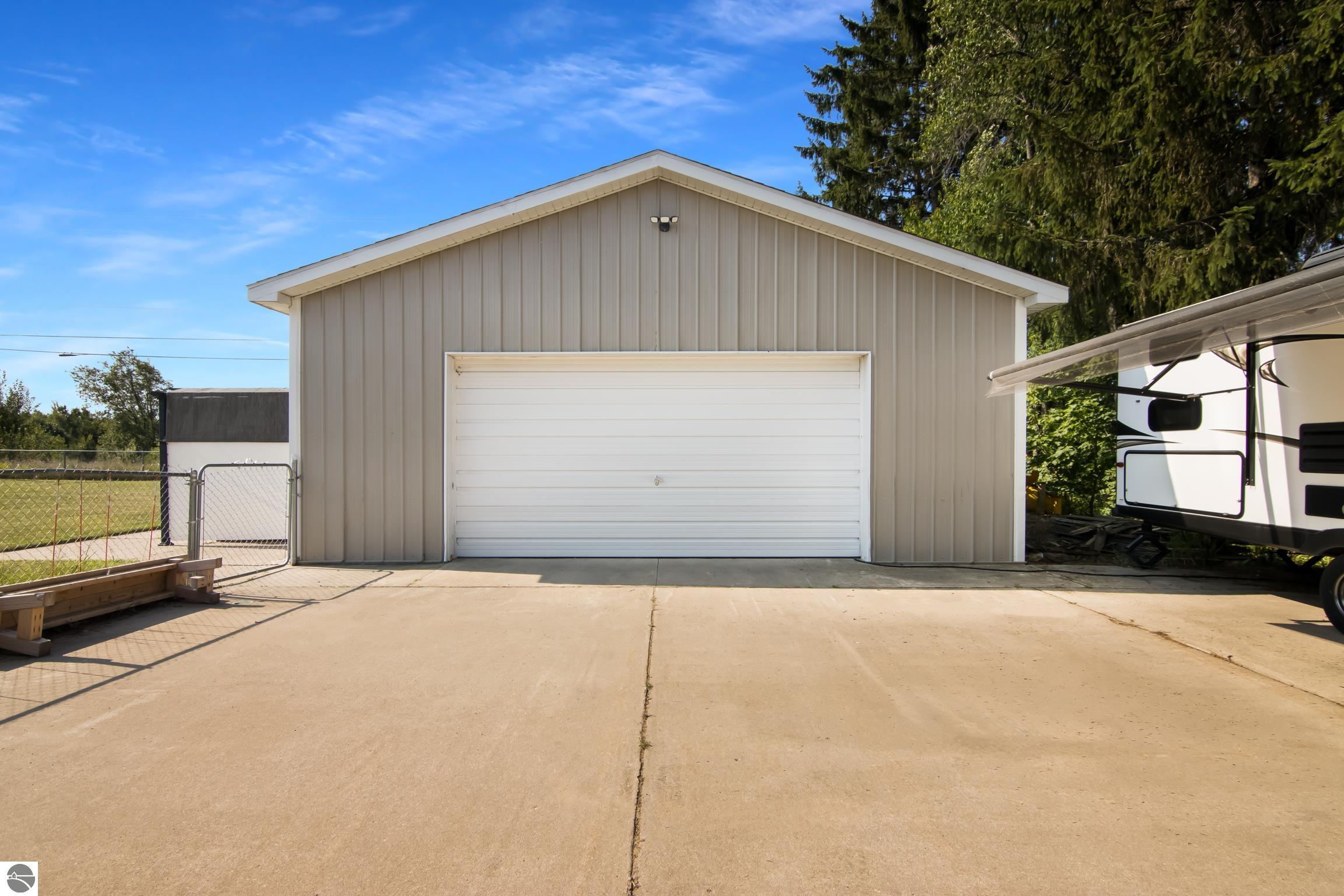 5051 W County Line Road