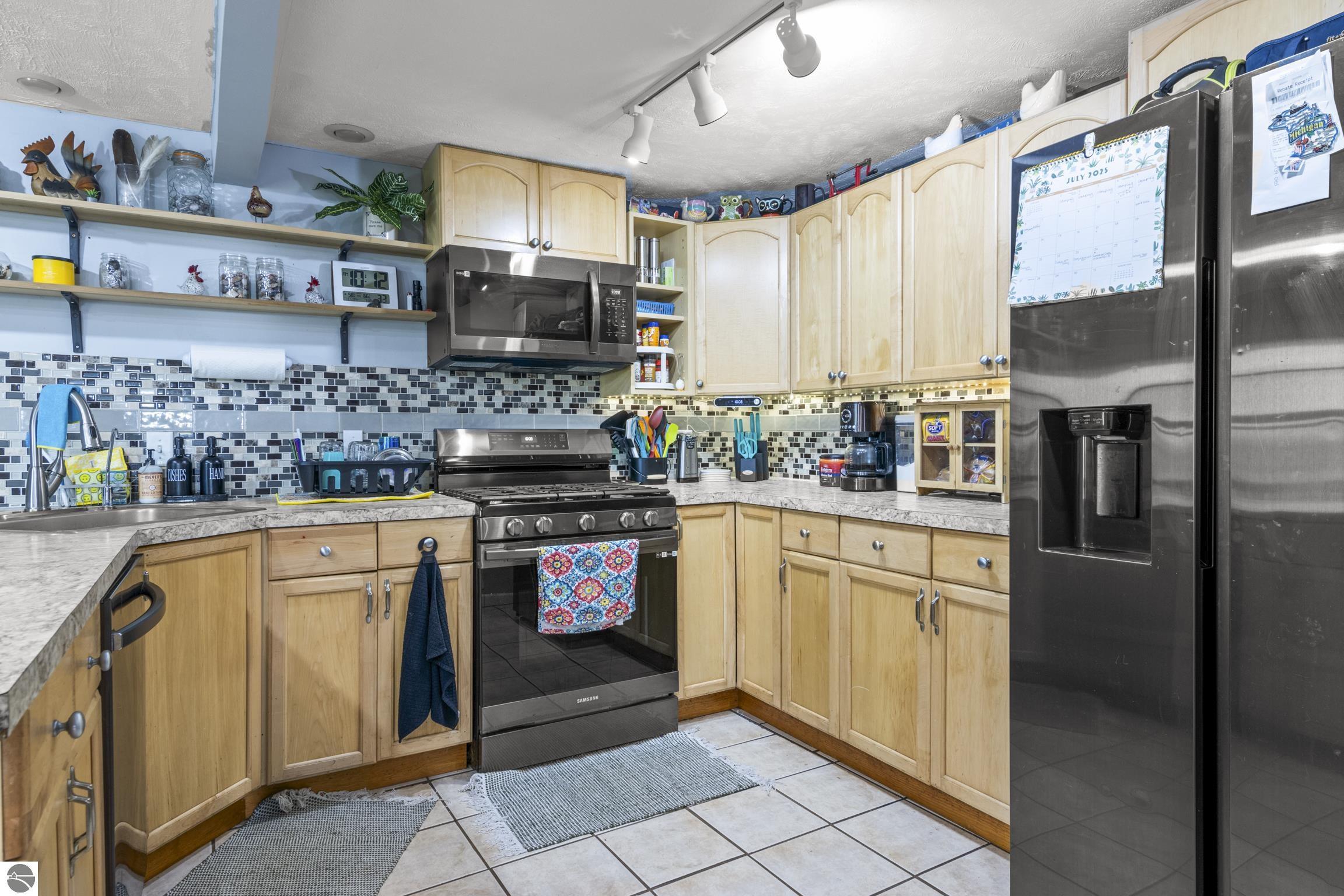 5051 W County Line Road