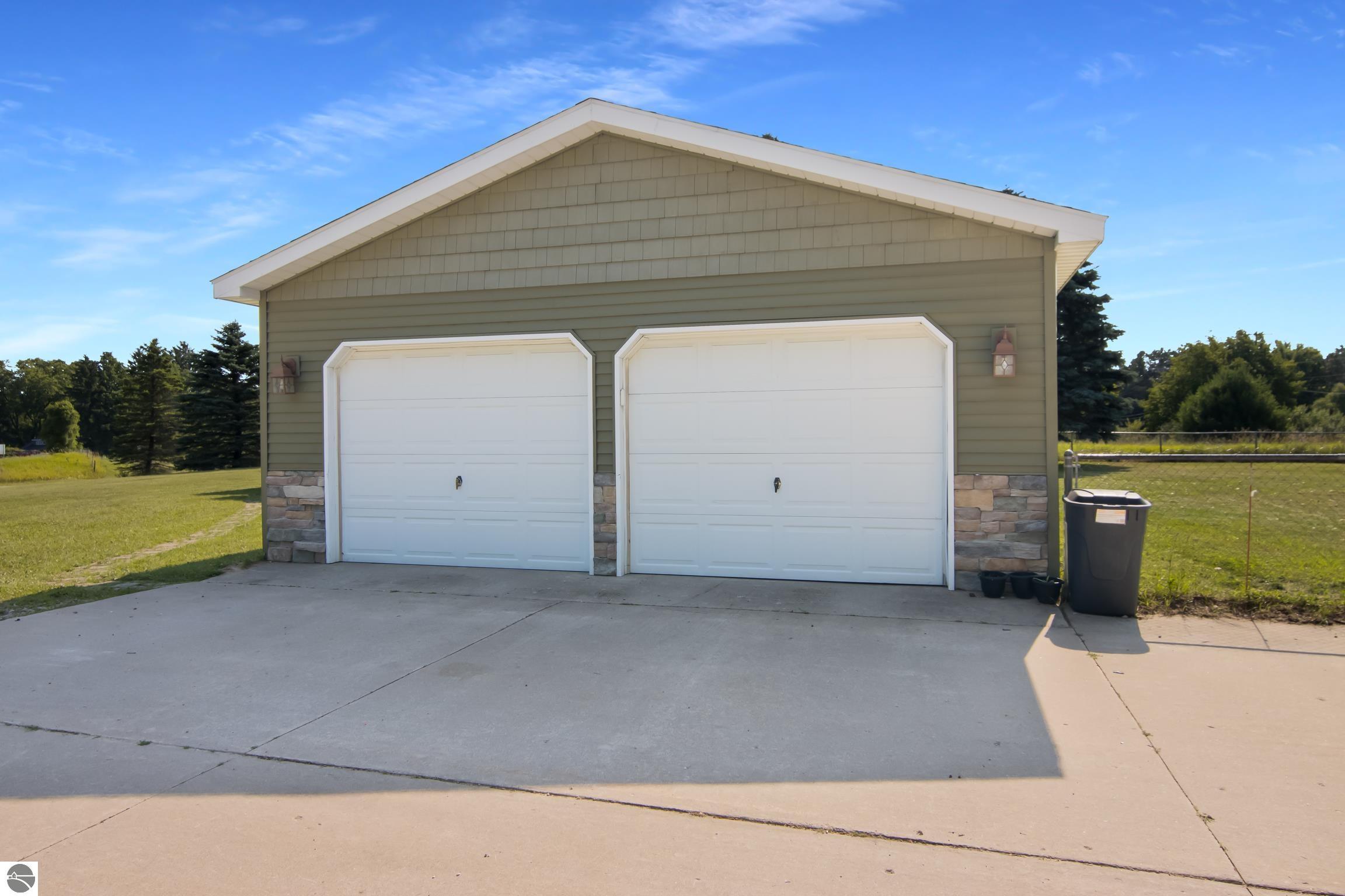 5051 W County Line Road