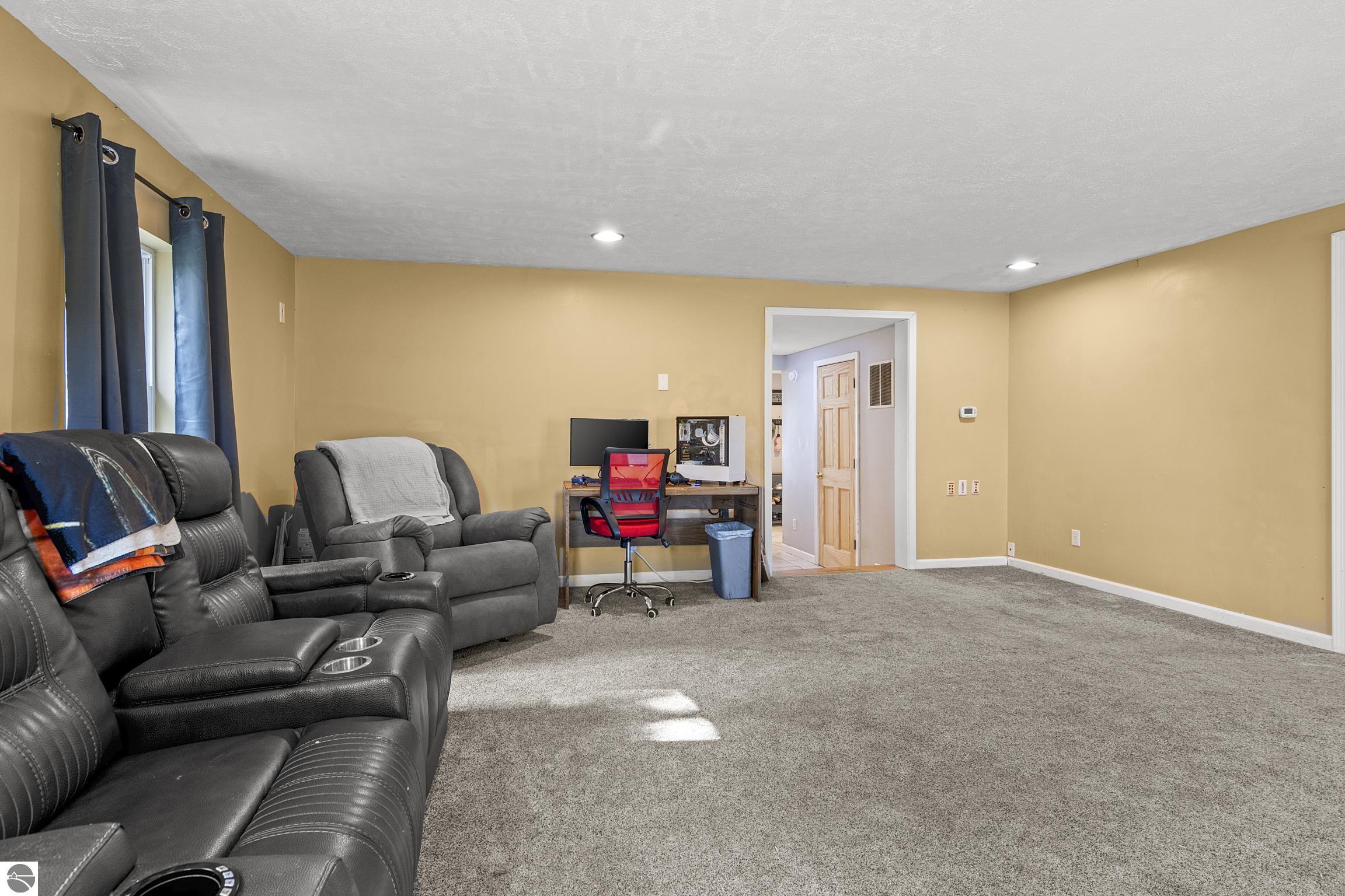 5051 W County Line Road