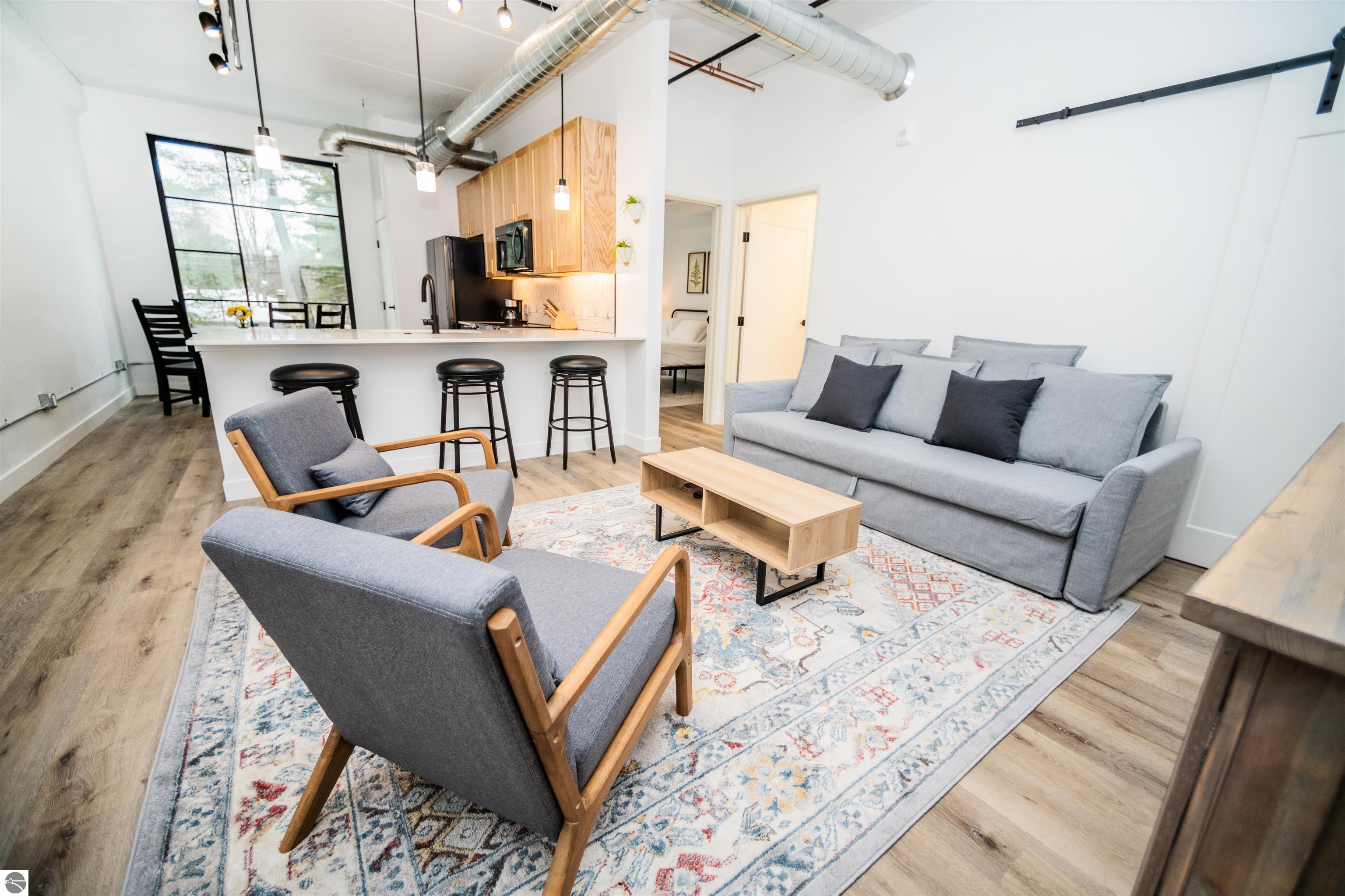 1825 E Eighth Street # 219