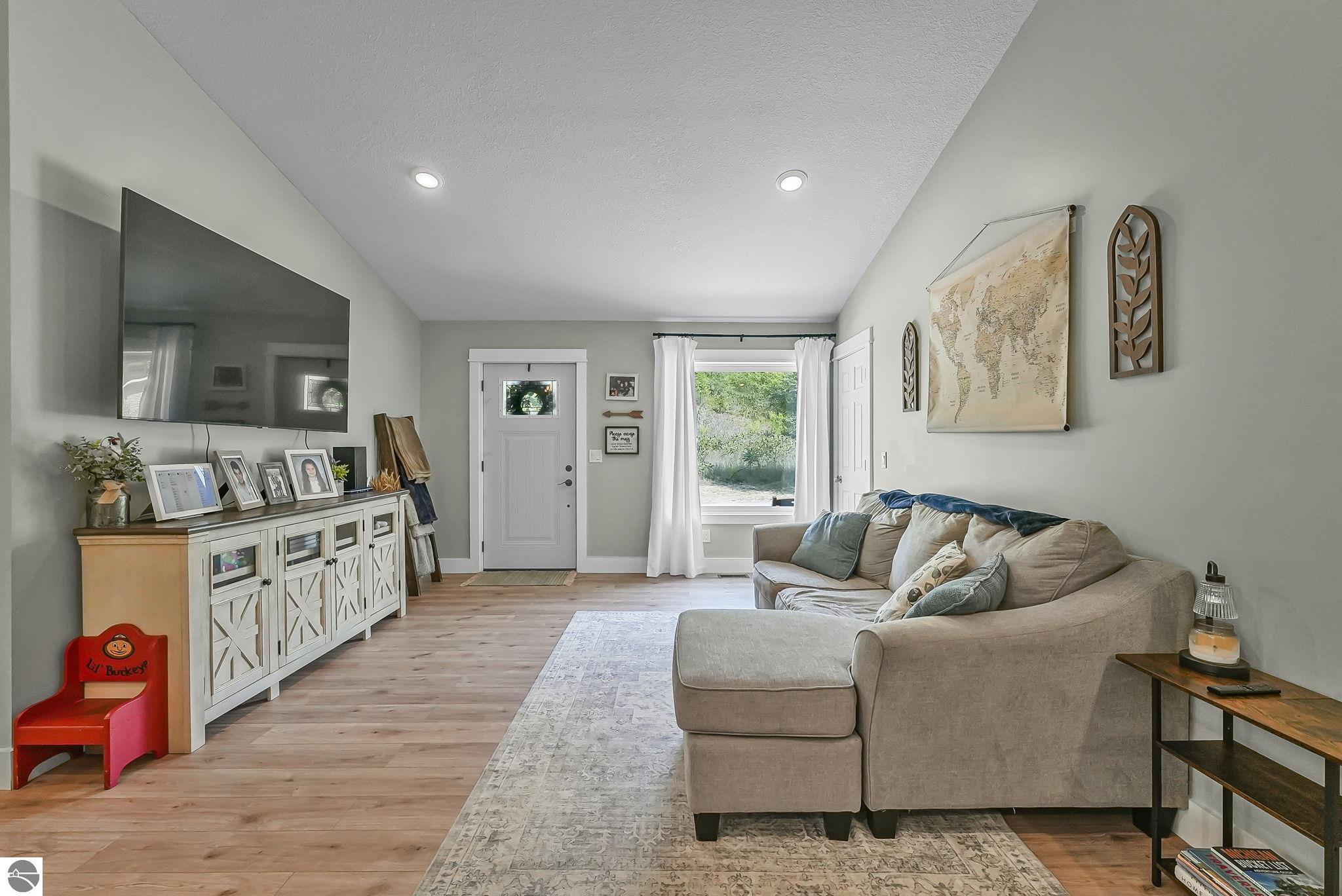431 Kingsley Ridge Drive