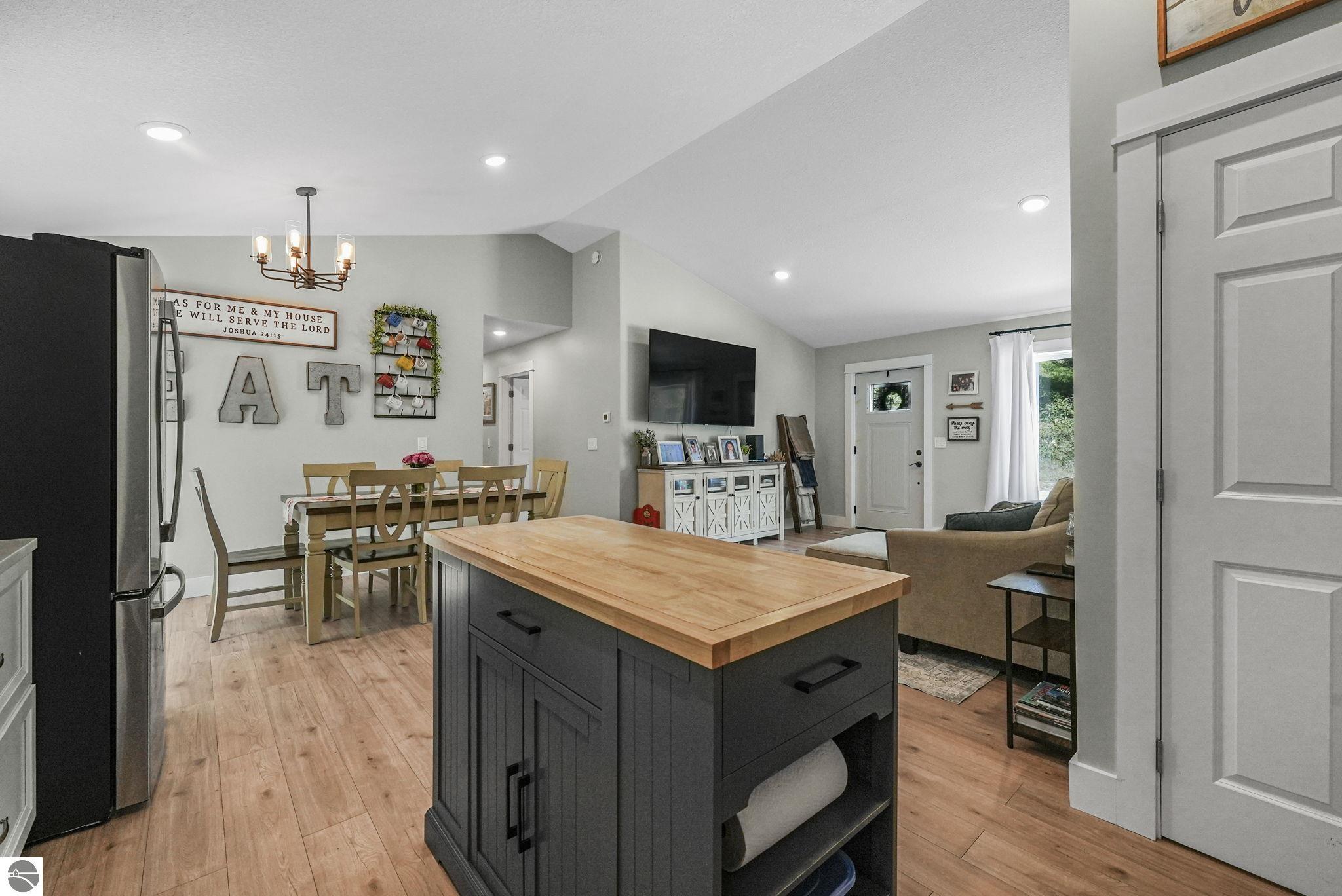 431 Kingsley Ridge Drive