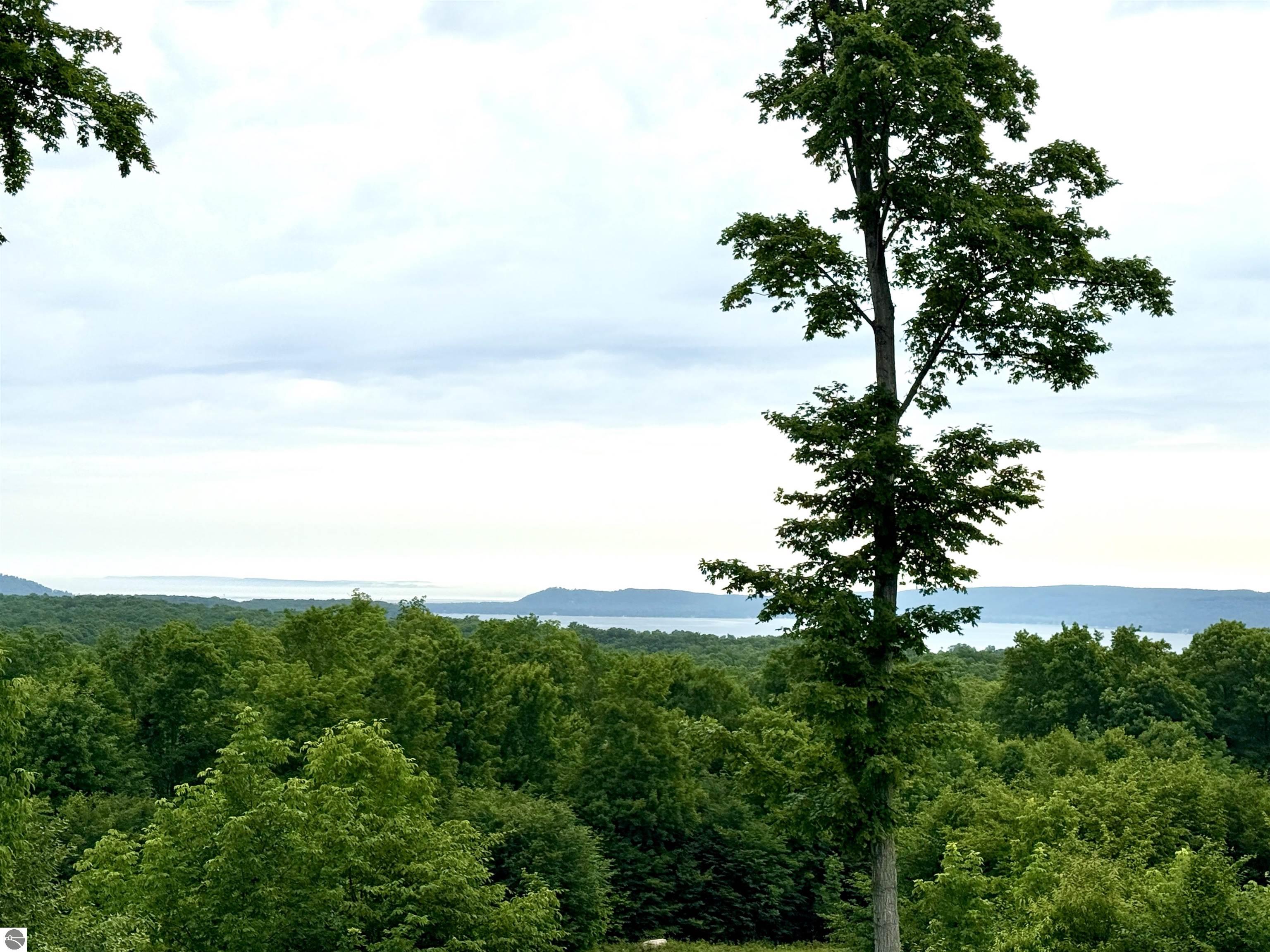 5512 W Timber Wolf Court