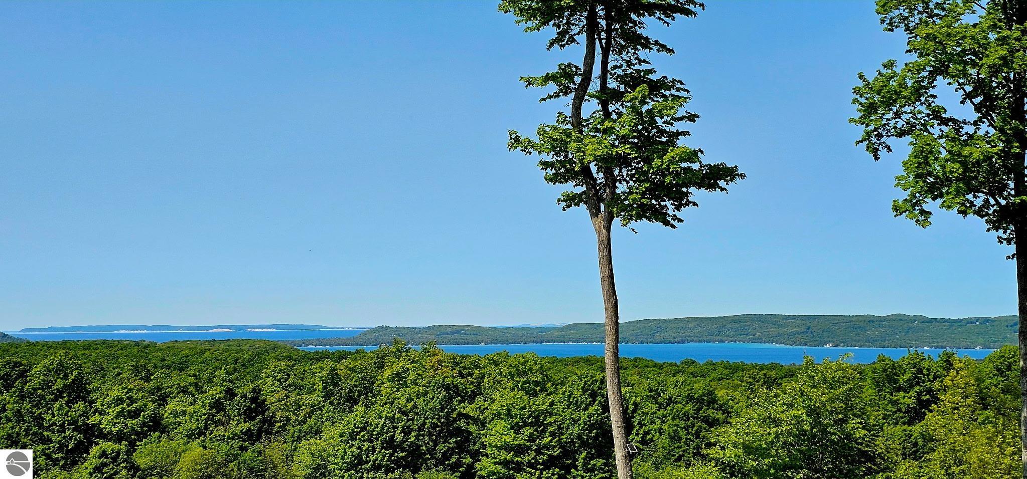 5512 W Timber Wolf Court