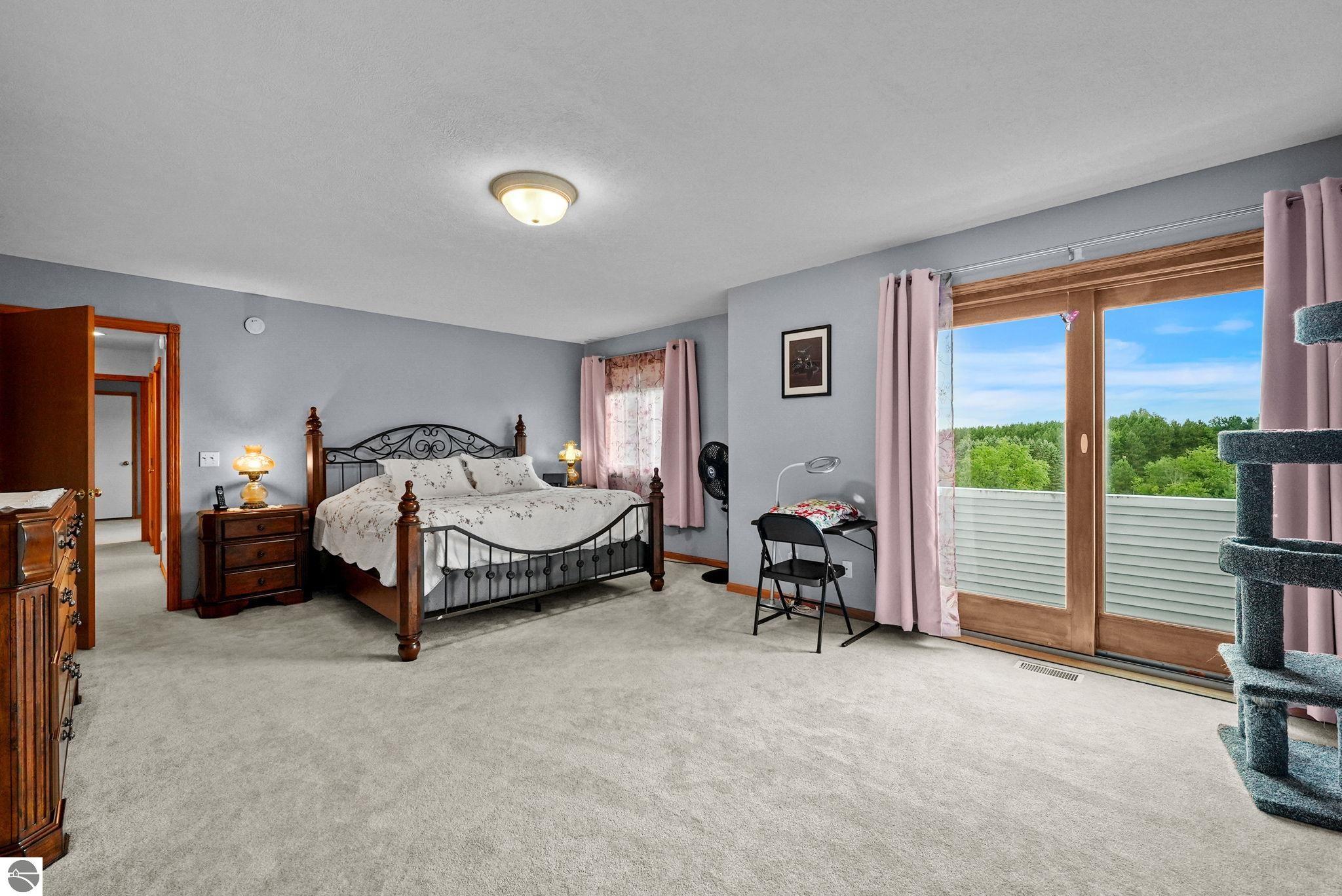 1045 S Three Mile Road