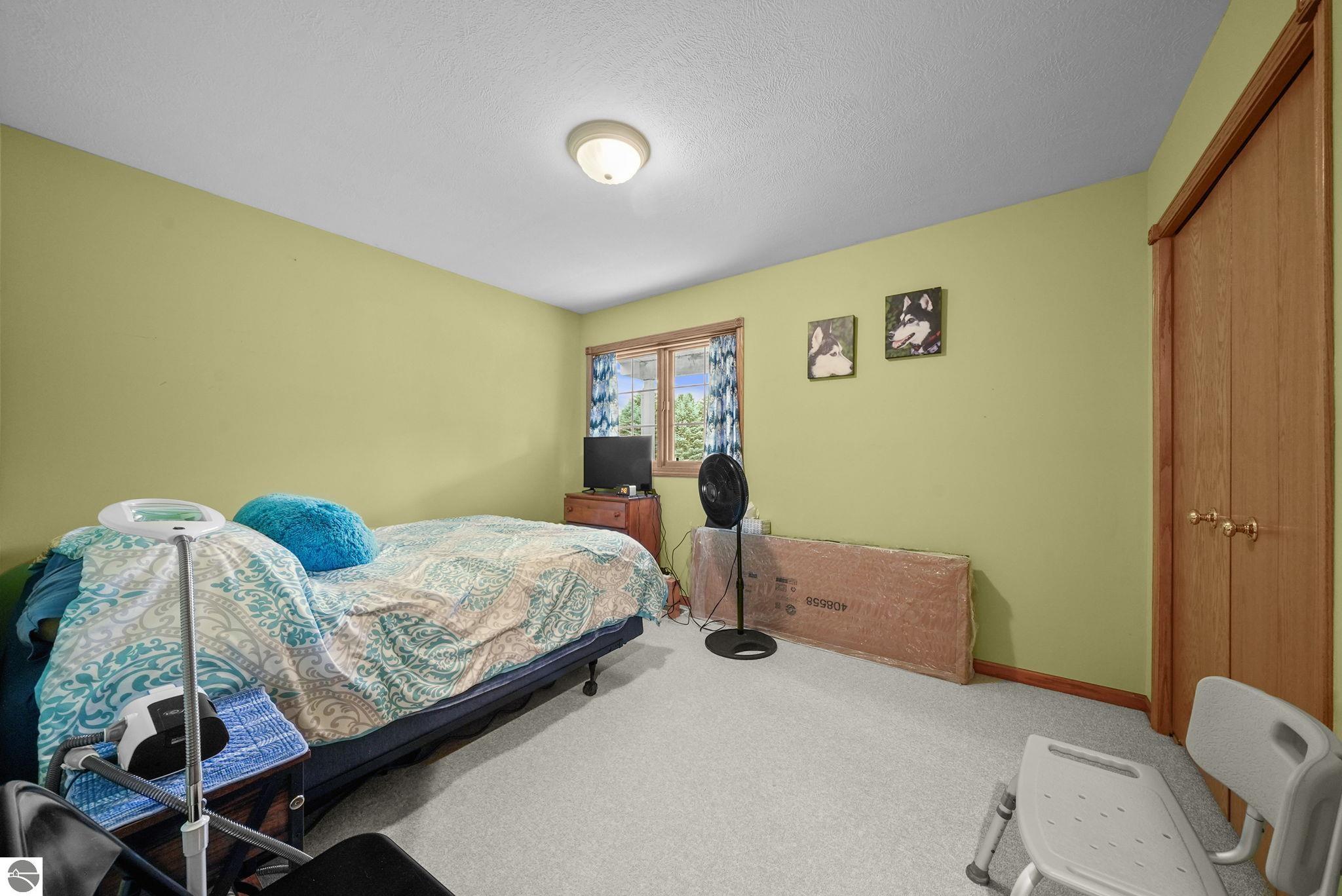 1045 S Three Mile Road
