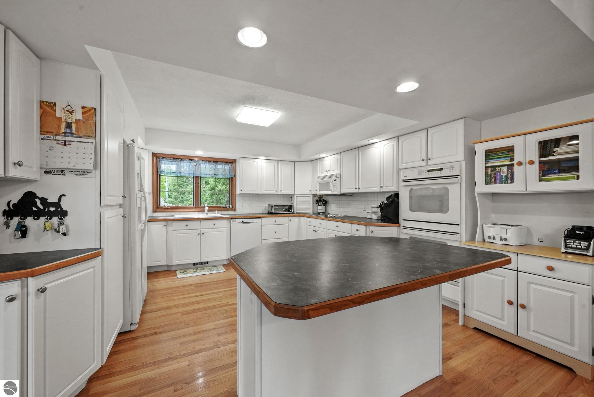 1045 S Three Mile Road