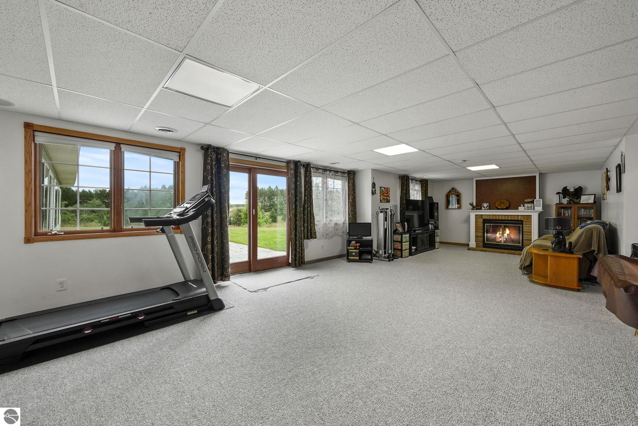 1045 S Three Mile Road
