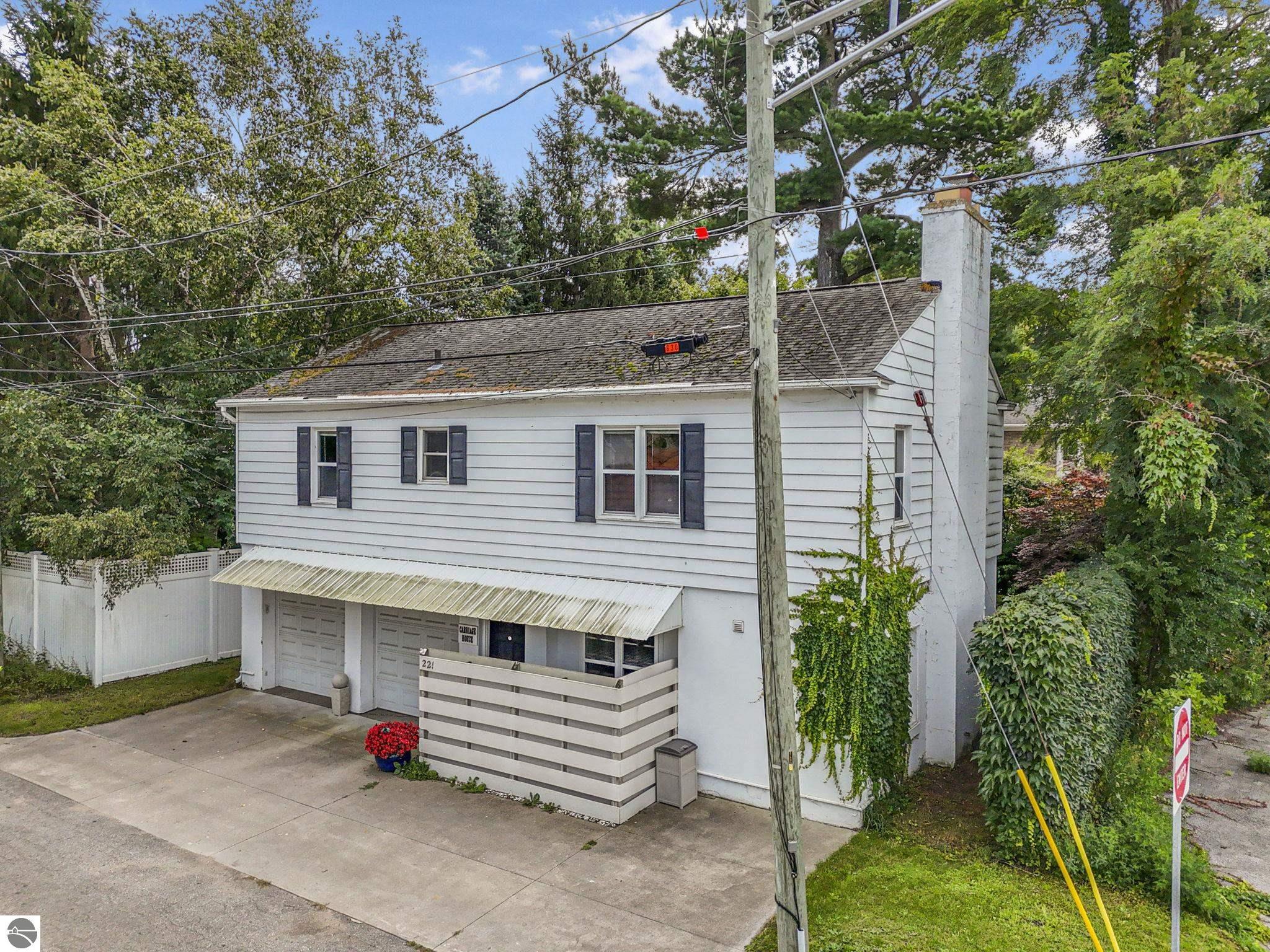 628 Sixth Street