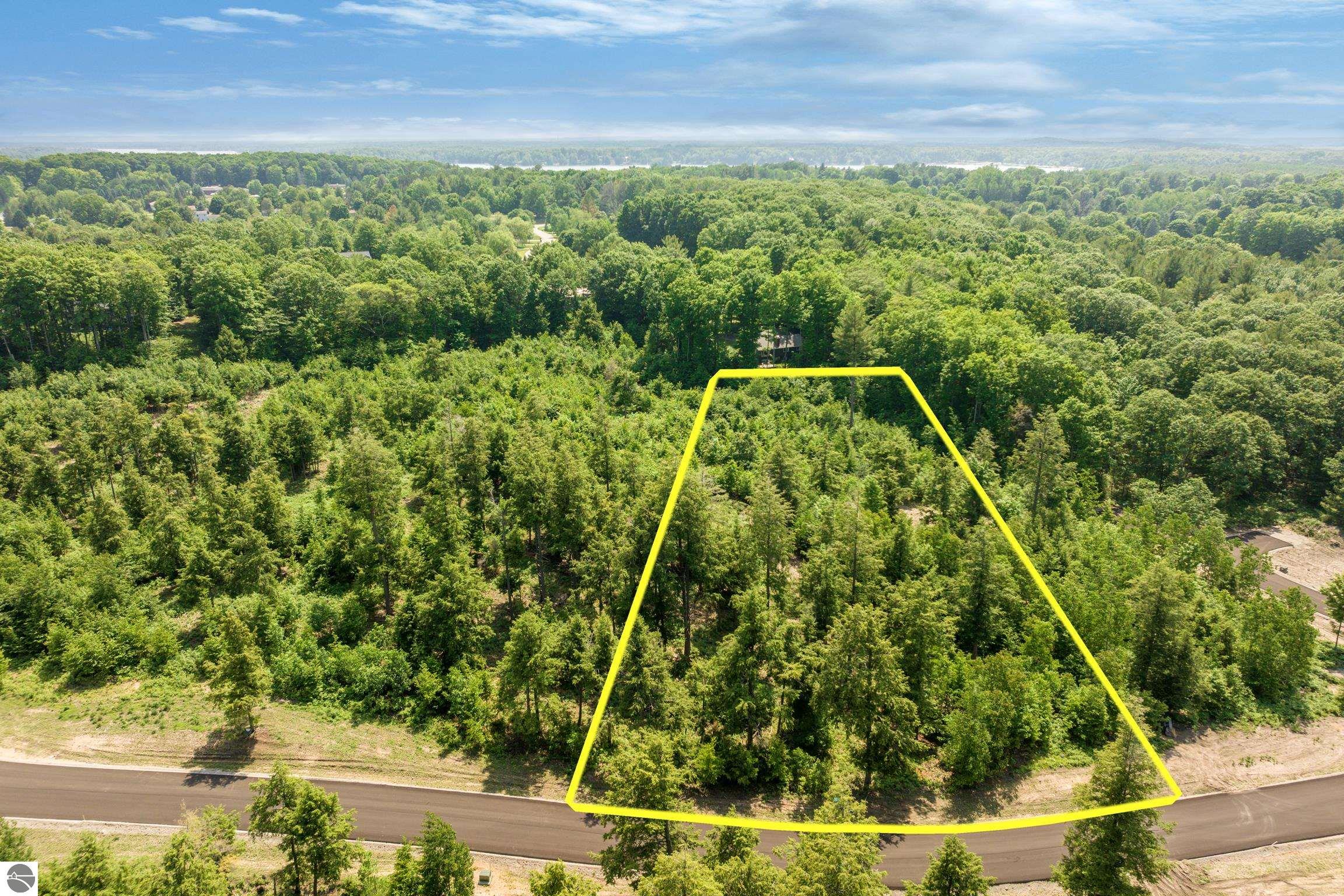 8889 Hemlock Hill Drive