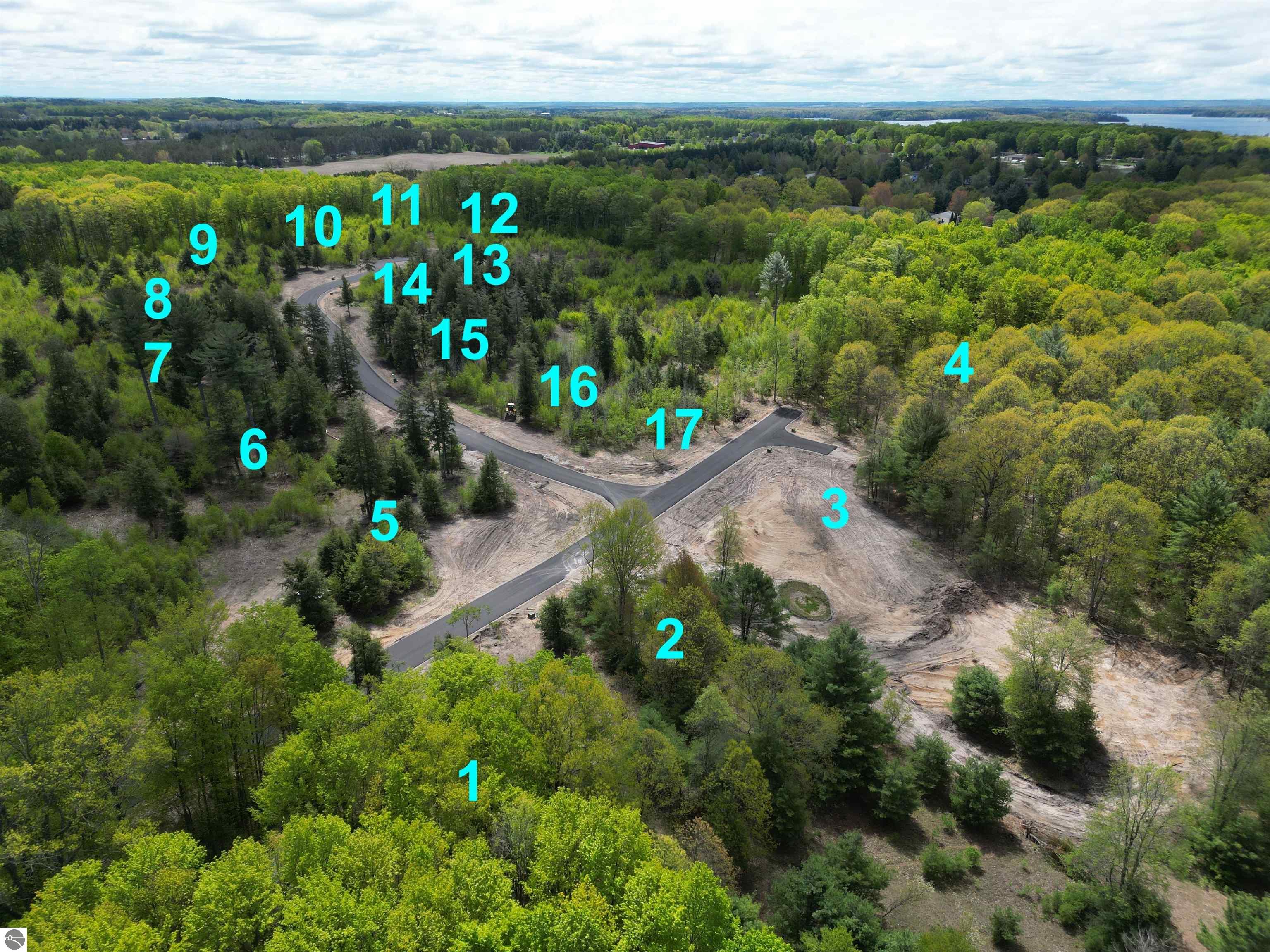 8886 Hemlock Hill Drive