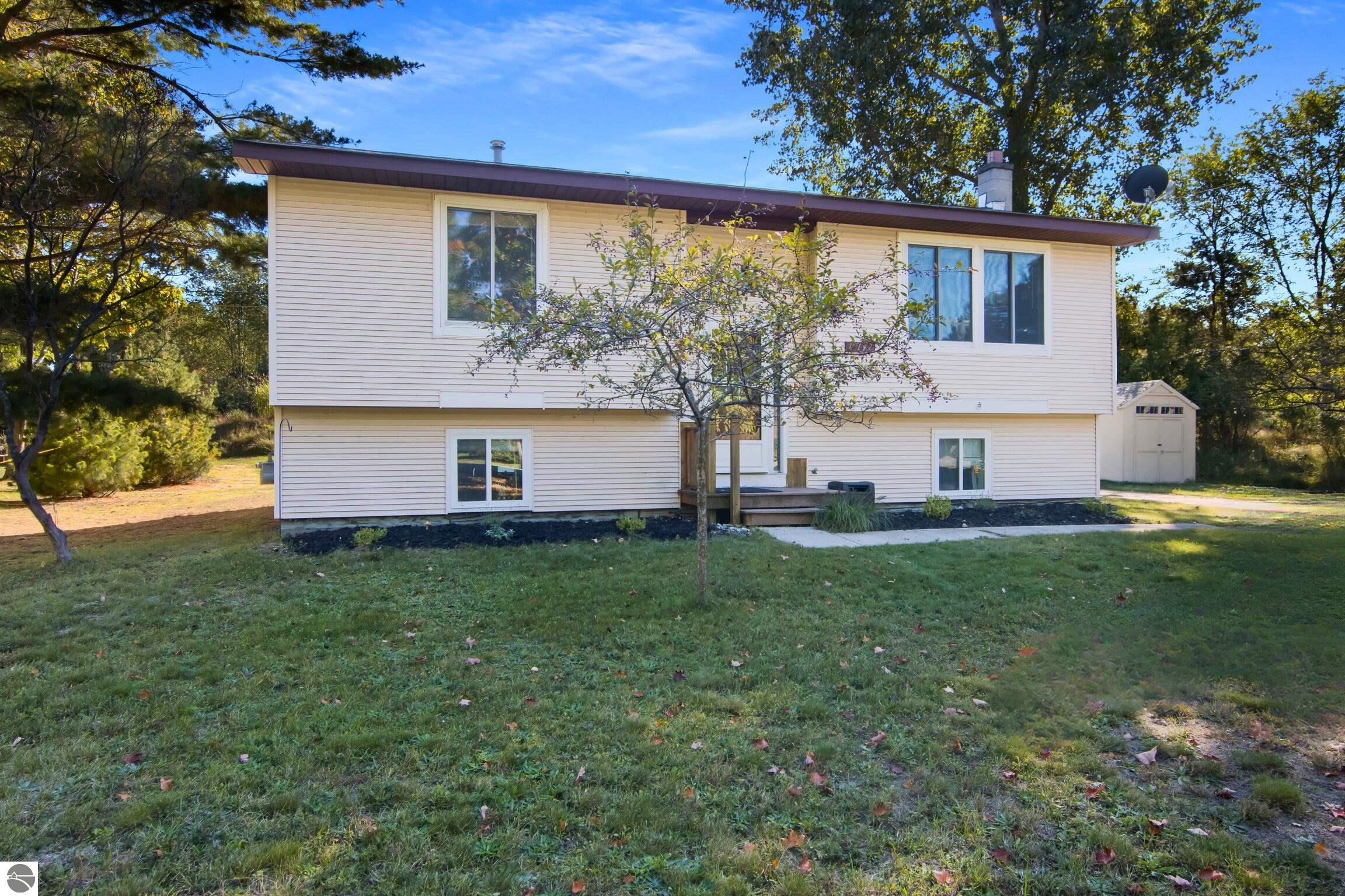 11147 S Lacore Road