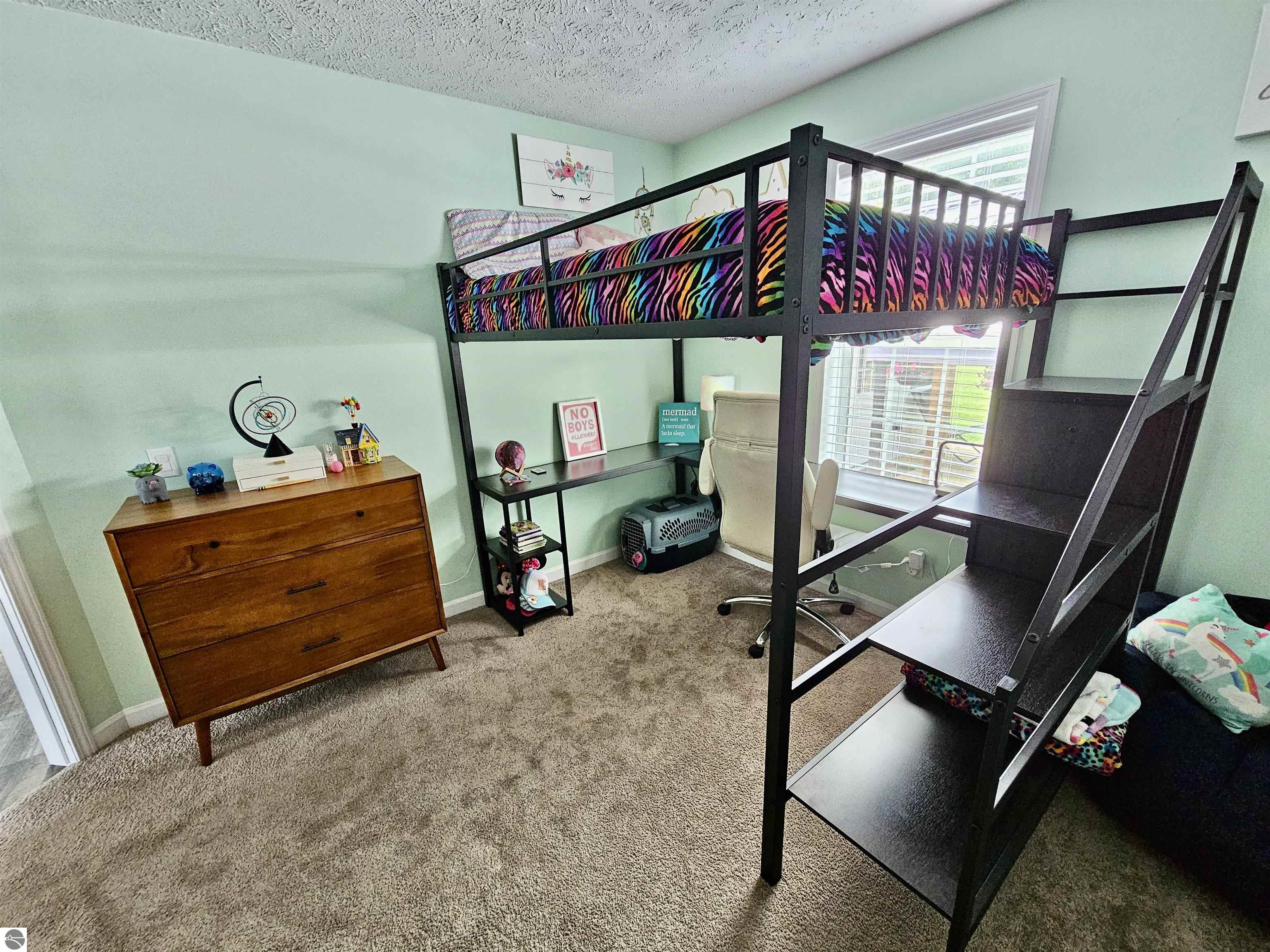 371 SW Grouse Drive