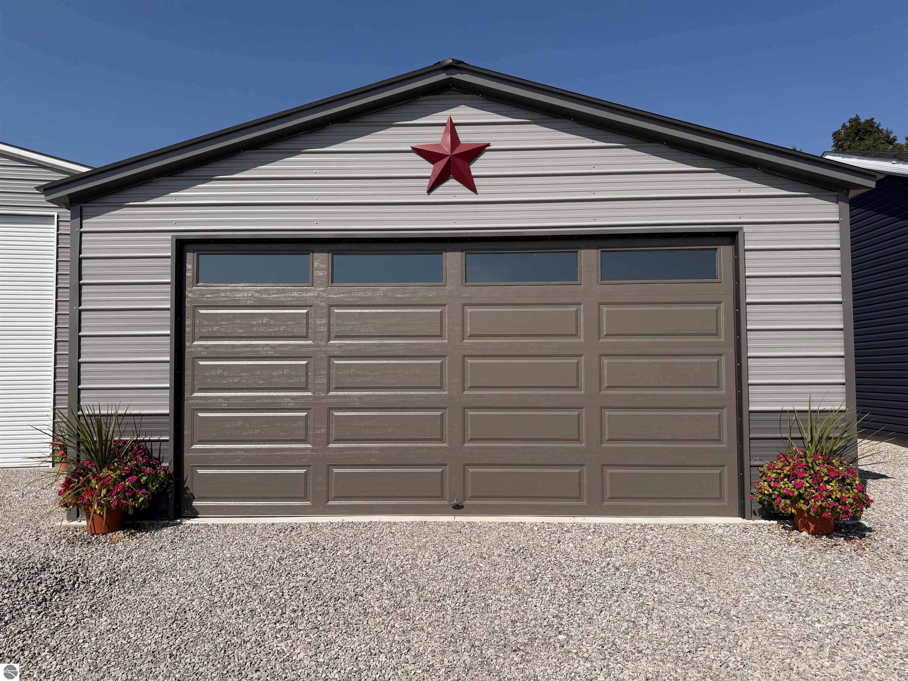 371 SW Grouse Drive