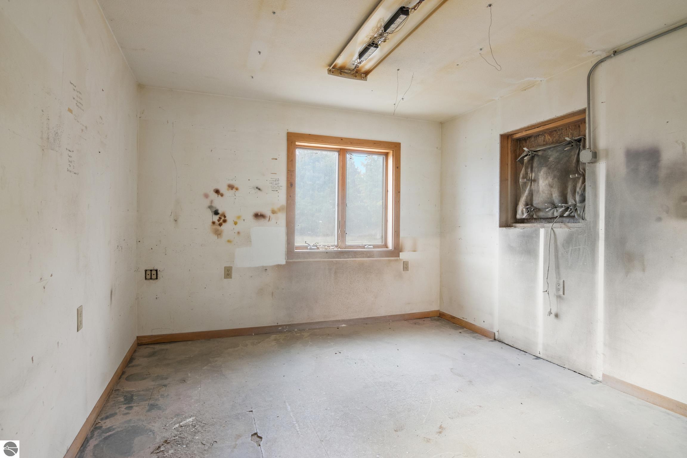 12100 S Plowman Road