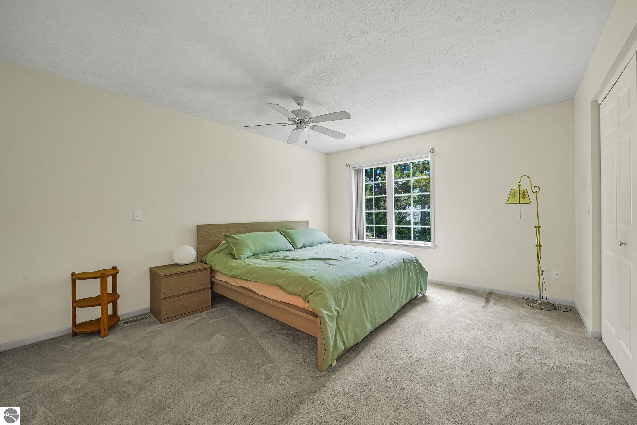 12053 S Elk Run
