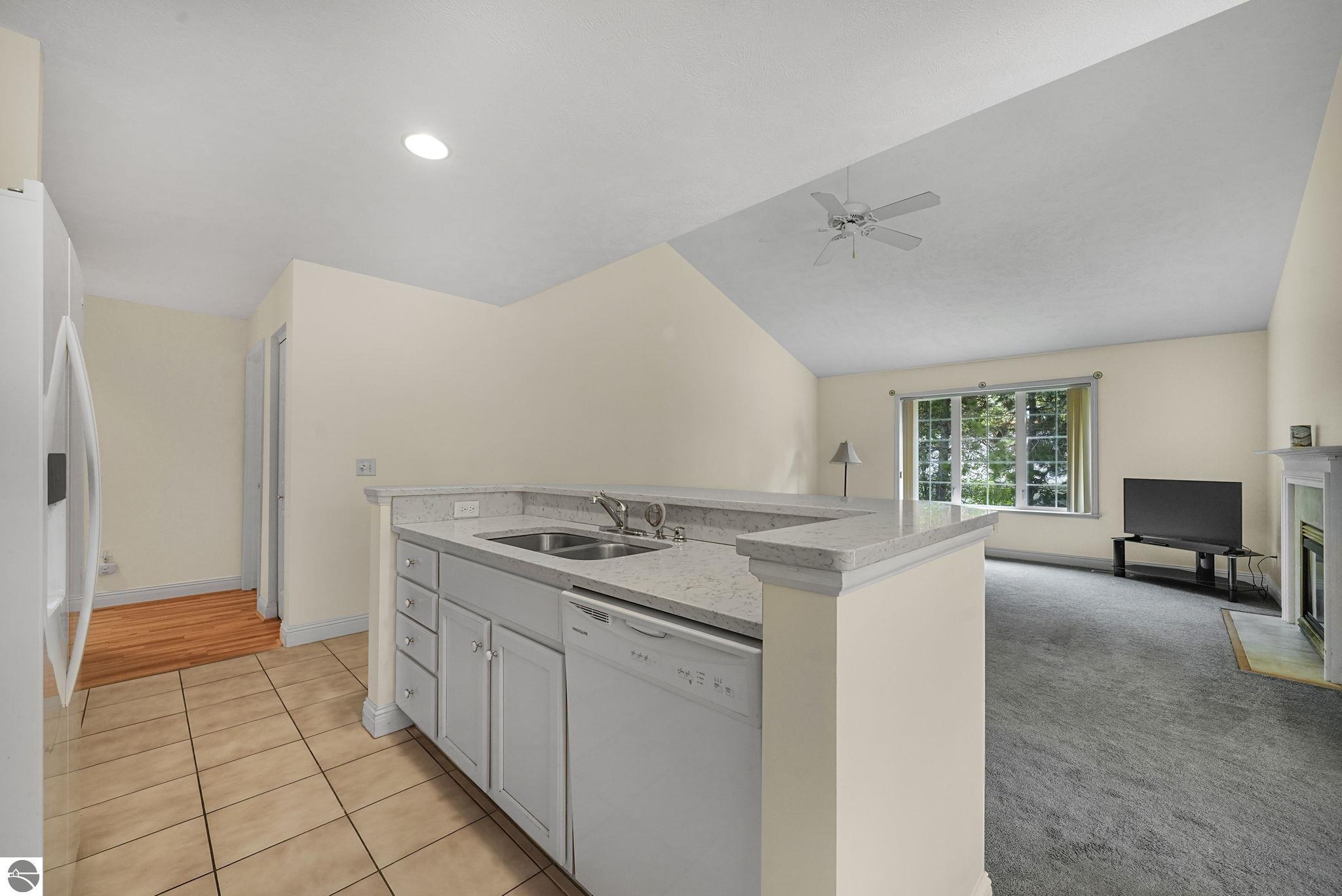 12053 S Elk Run