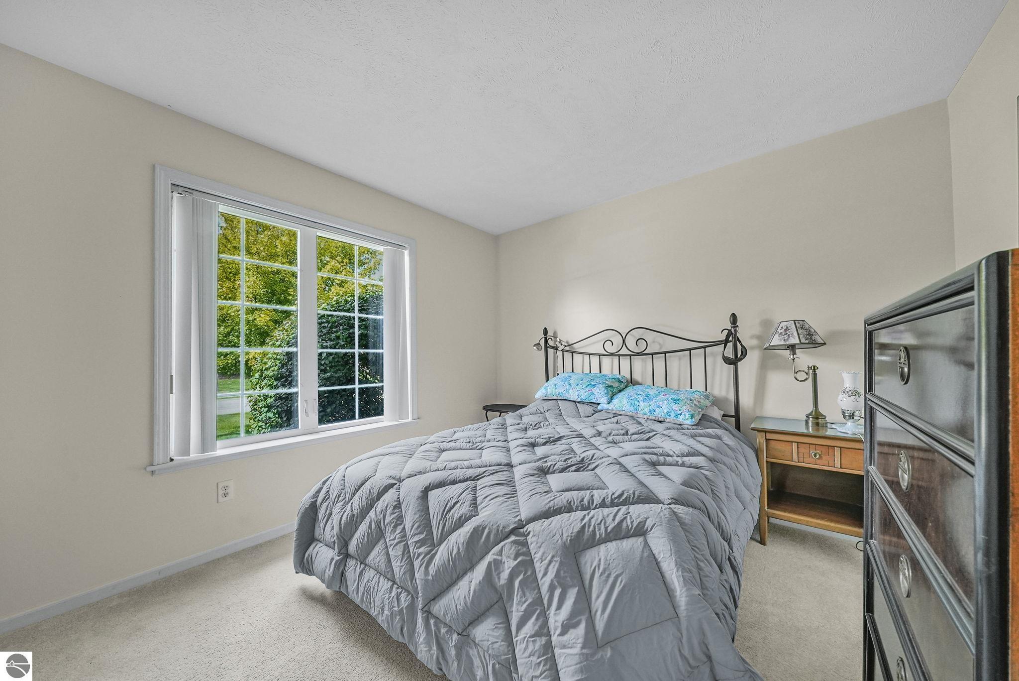 12053 S Elk Run
