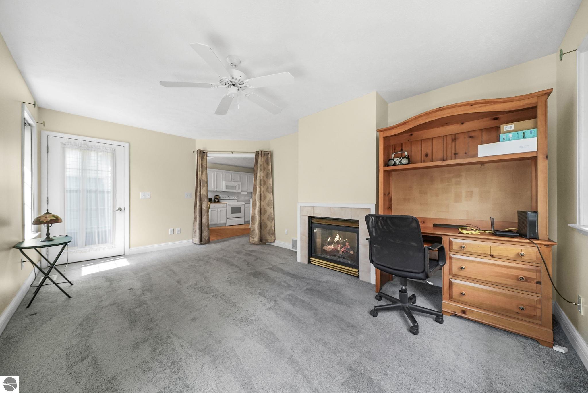 12053 S Elk Run
