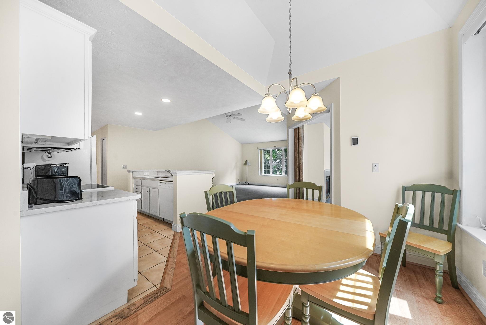 12053 S Elk Run