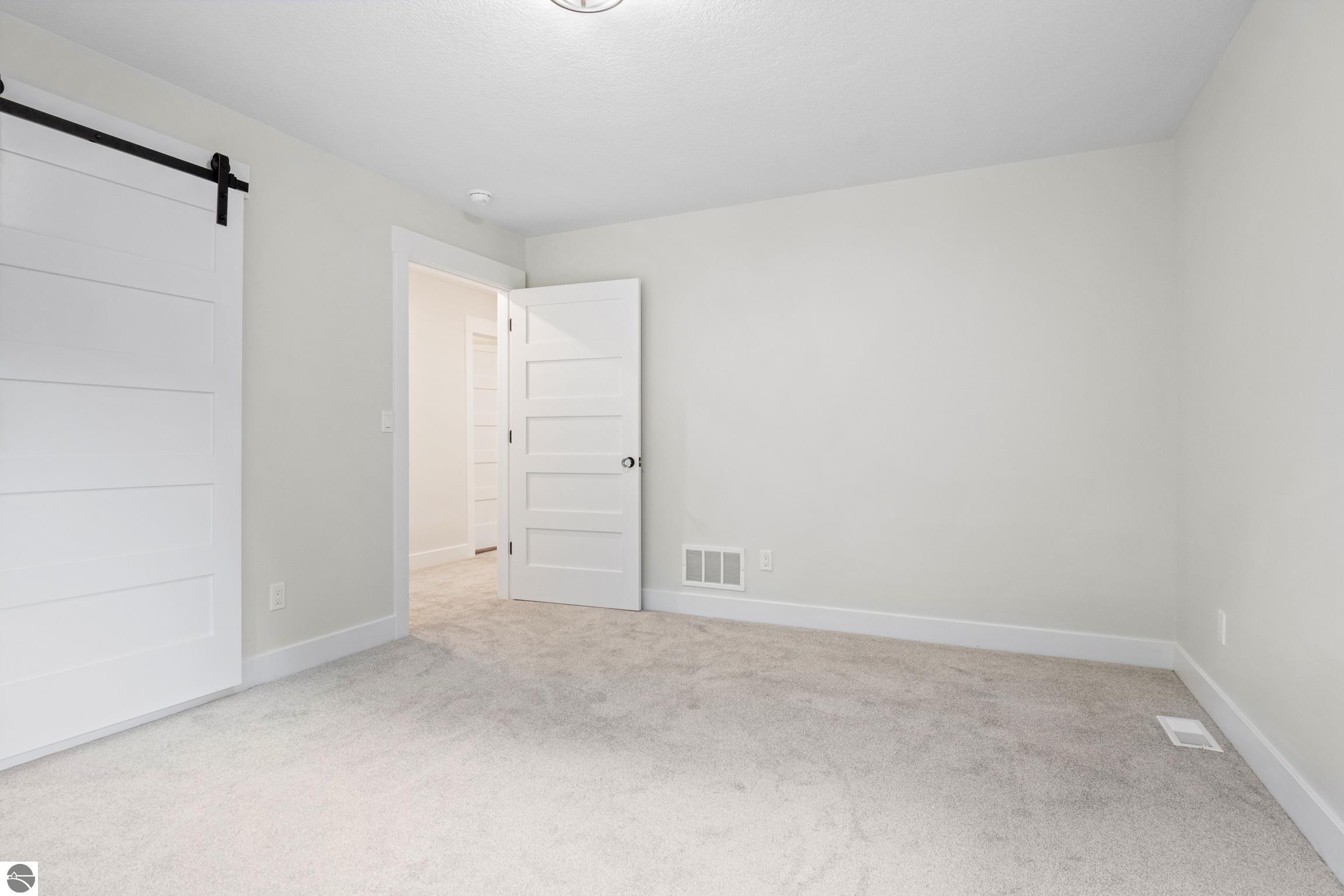 4900 S Sugar Loaf Mountain Road, Cedar