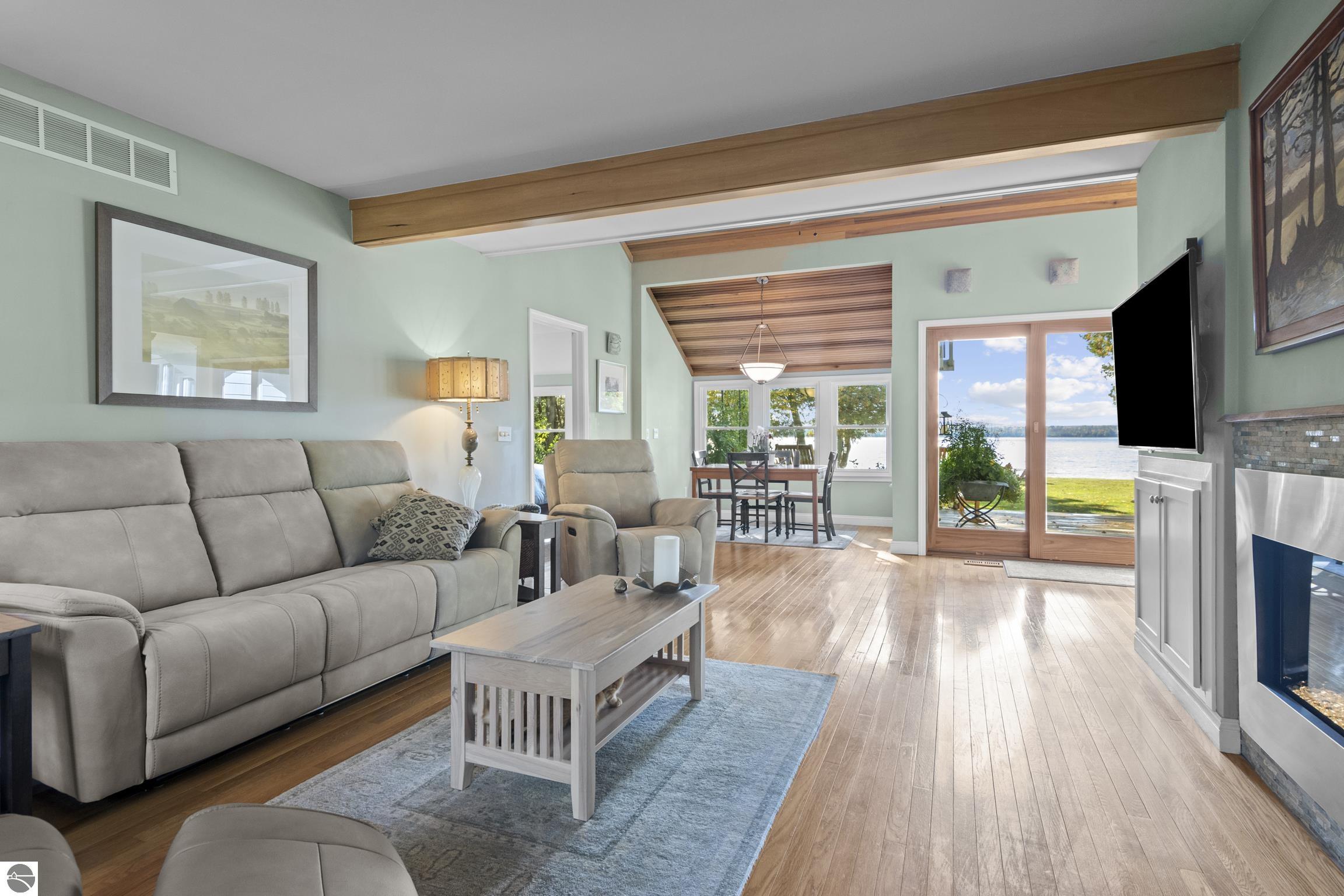 348 E Sugar Bay Lane, Cedar