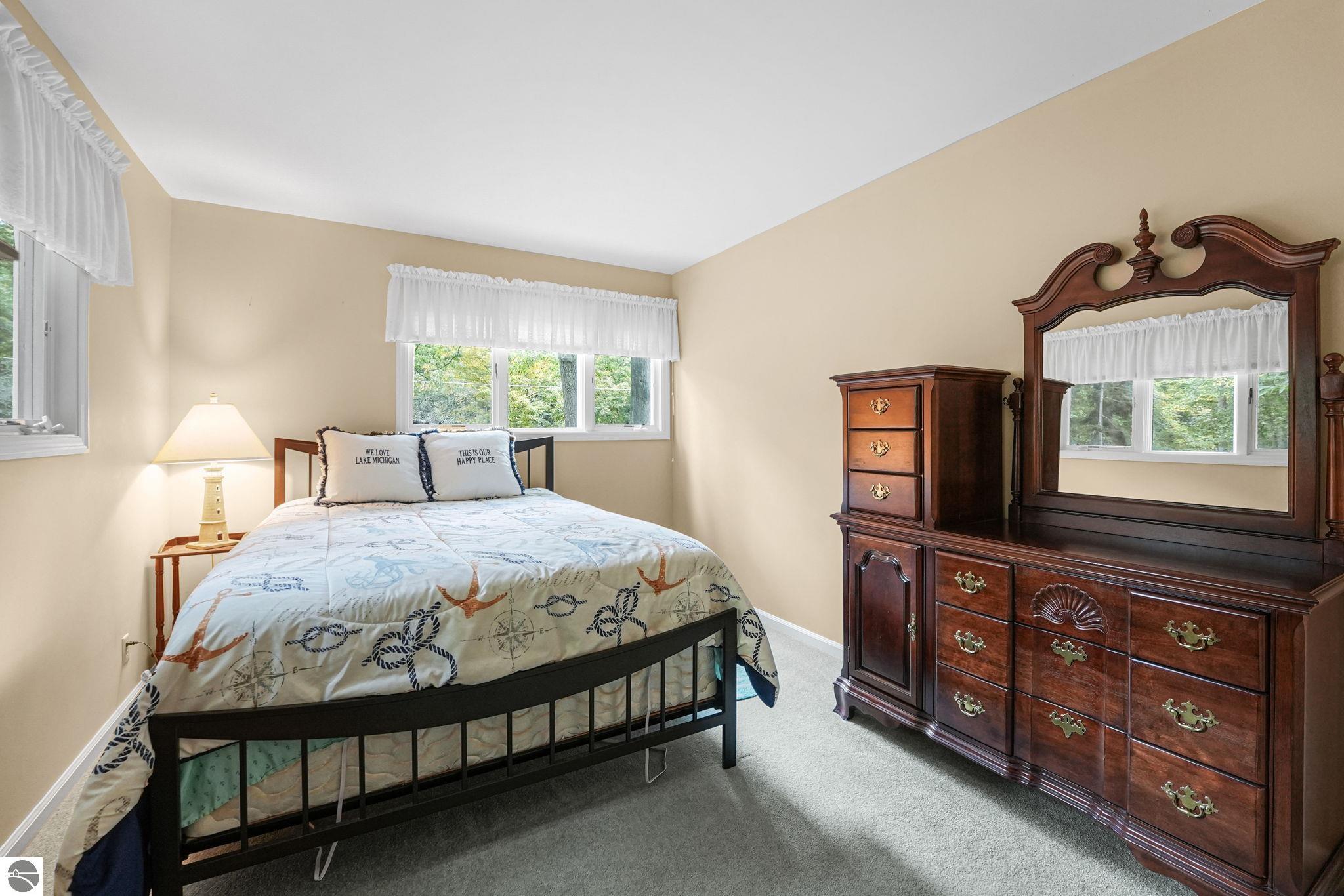 100 Maple Avenue, Frankfort
