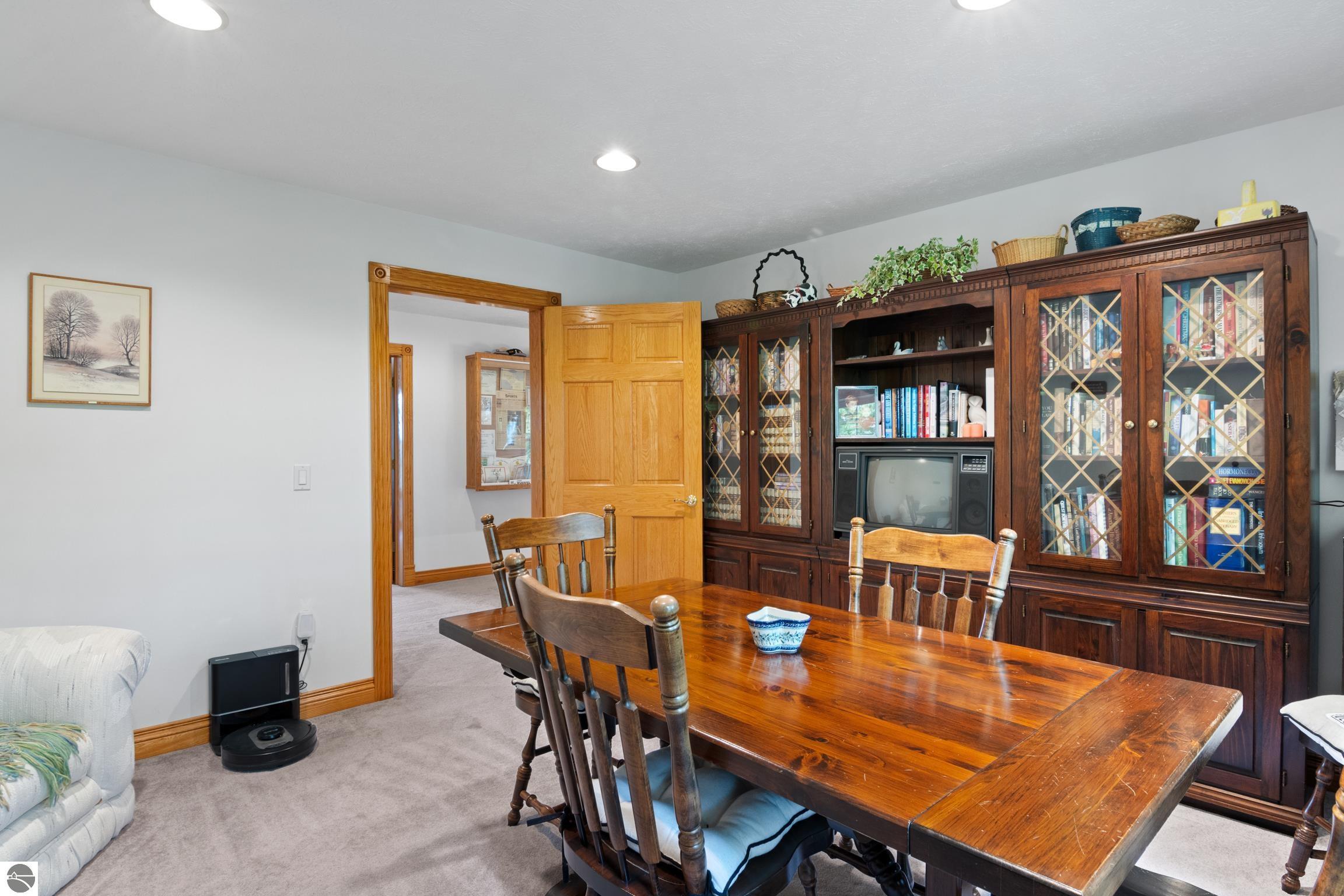 8401 S Sullivan Road