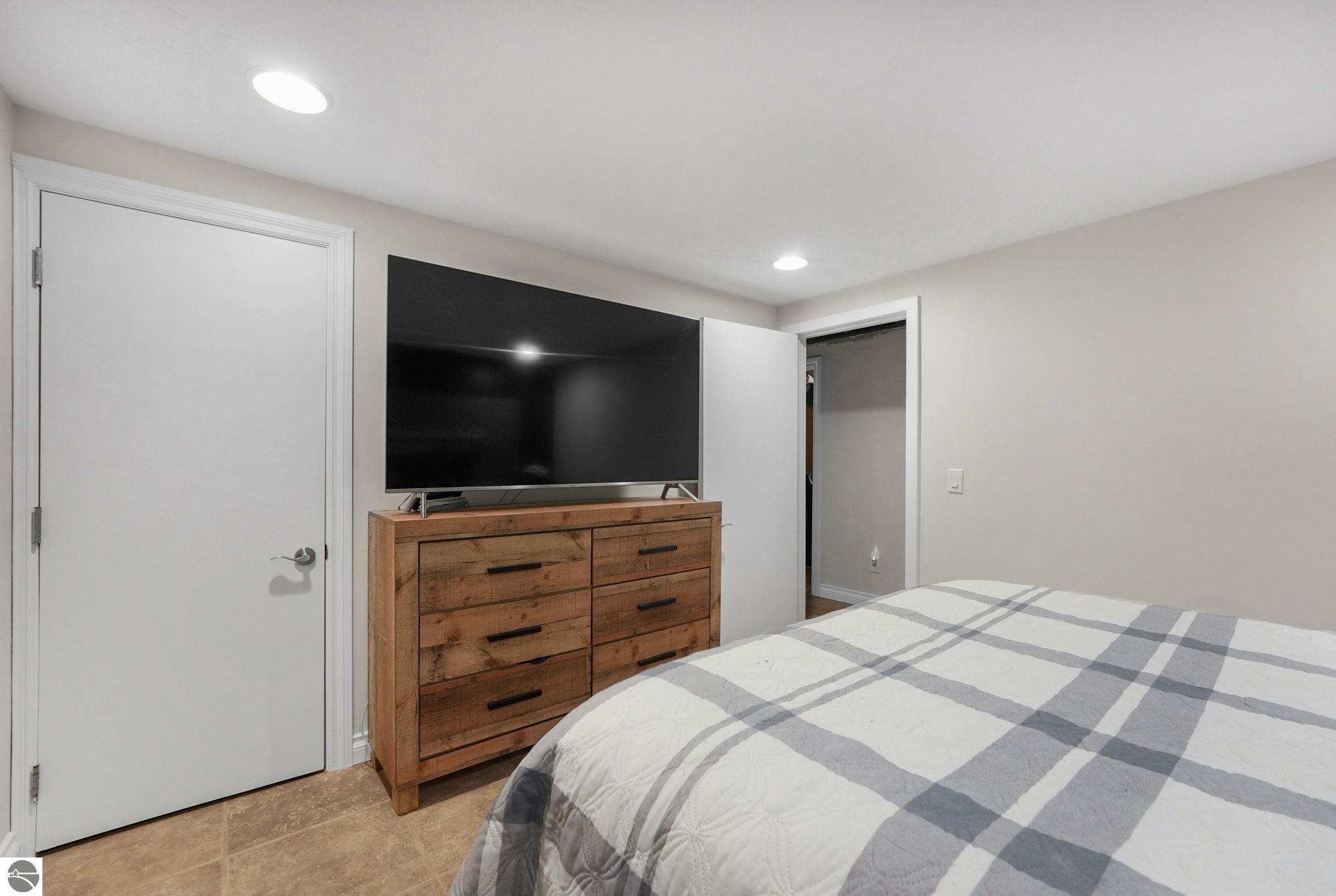 4537 Westridge Drive