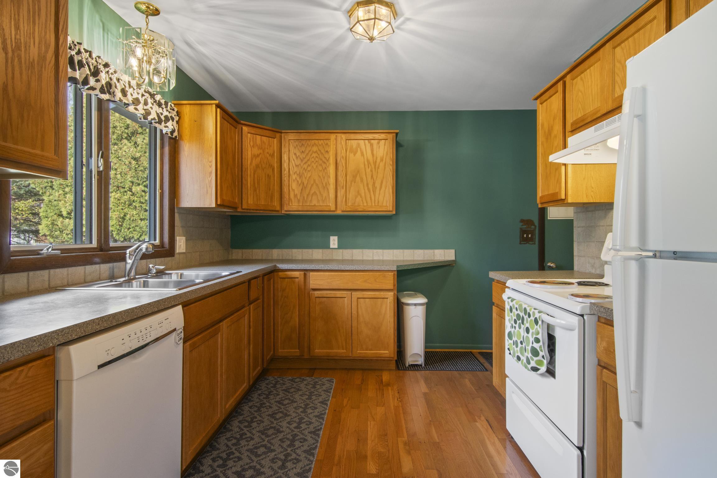 7222 S West Bayshore Drive