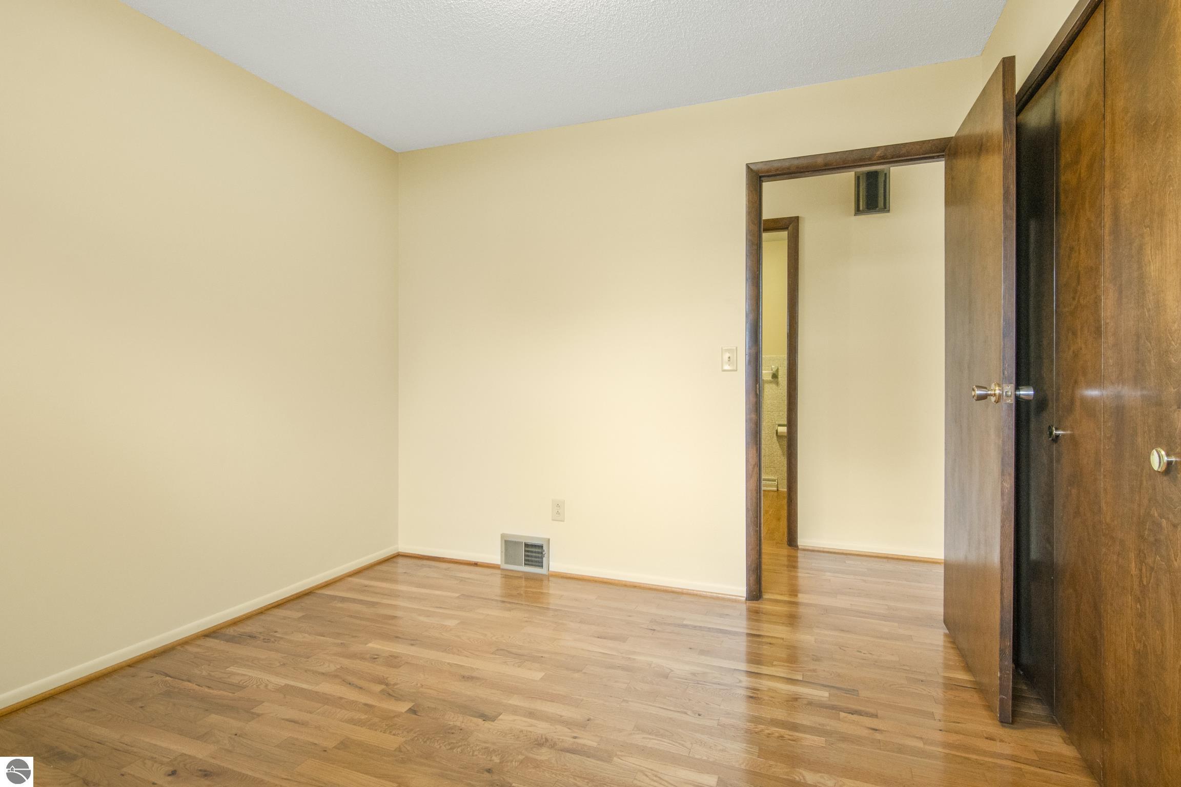 7222 S West Bayshore Drive