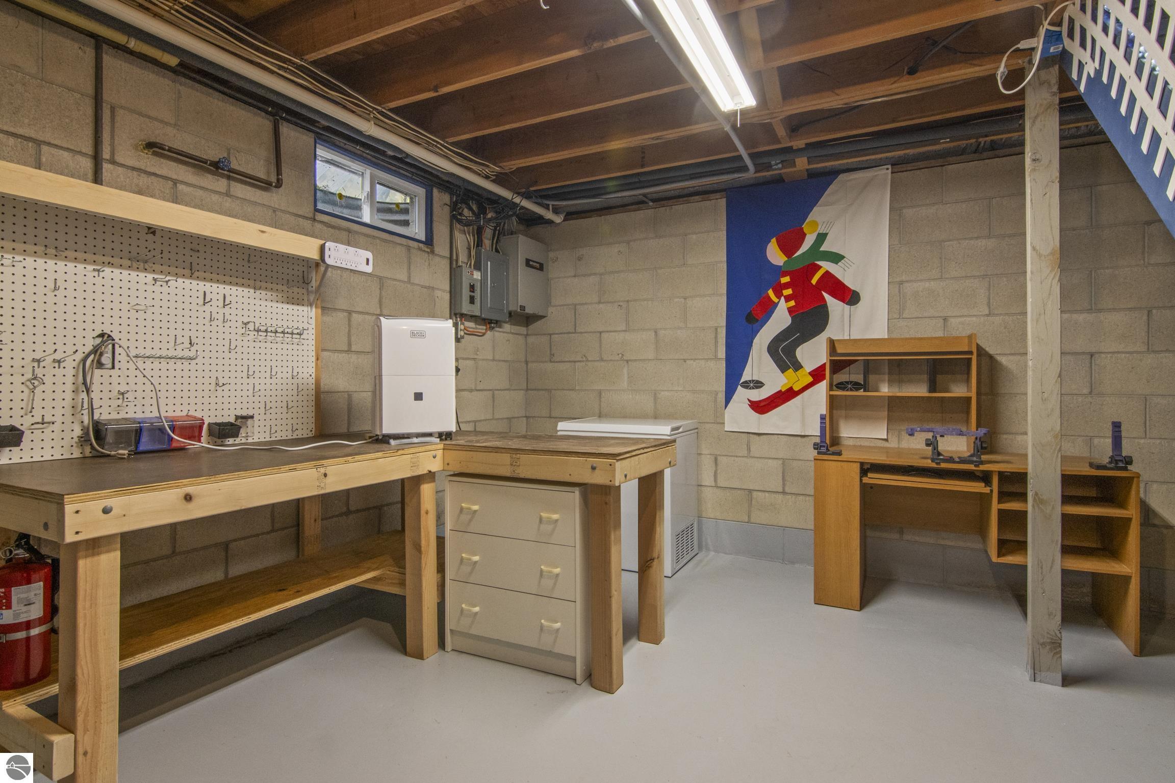 7222 S West Bayshore Drive